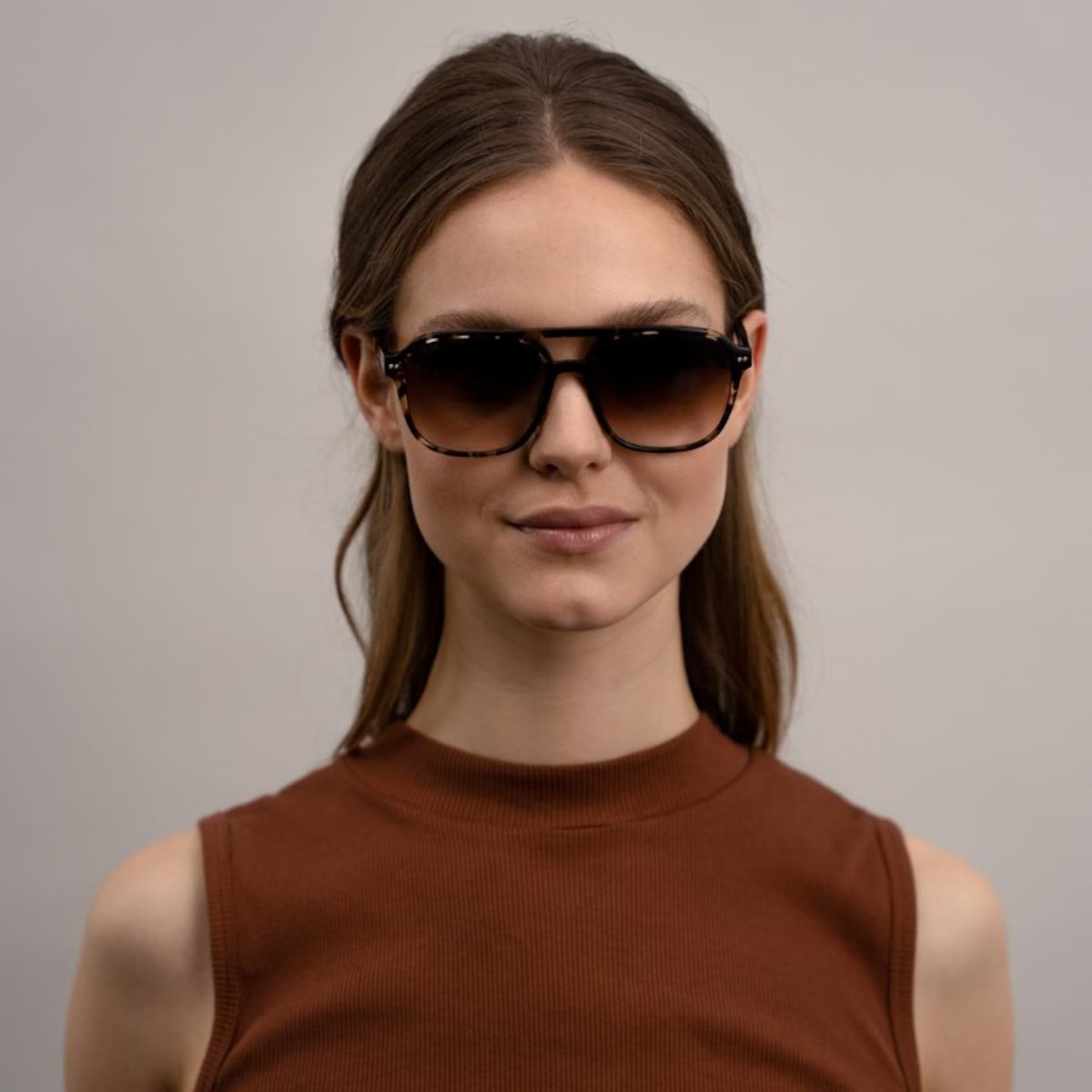 Zurich Oversize Crystal Tortue Brown
