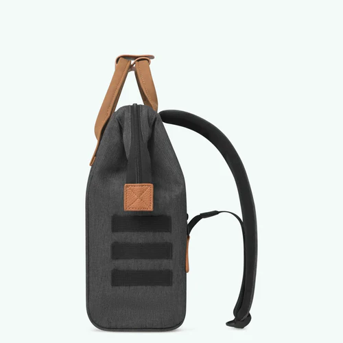 Cabaia Adventurer Kleiner Rucksack London Grau