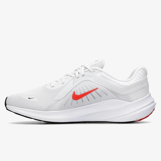 Nike Quest 5