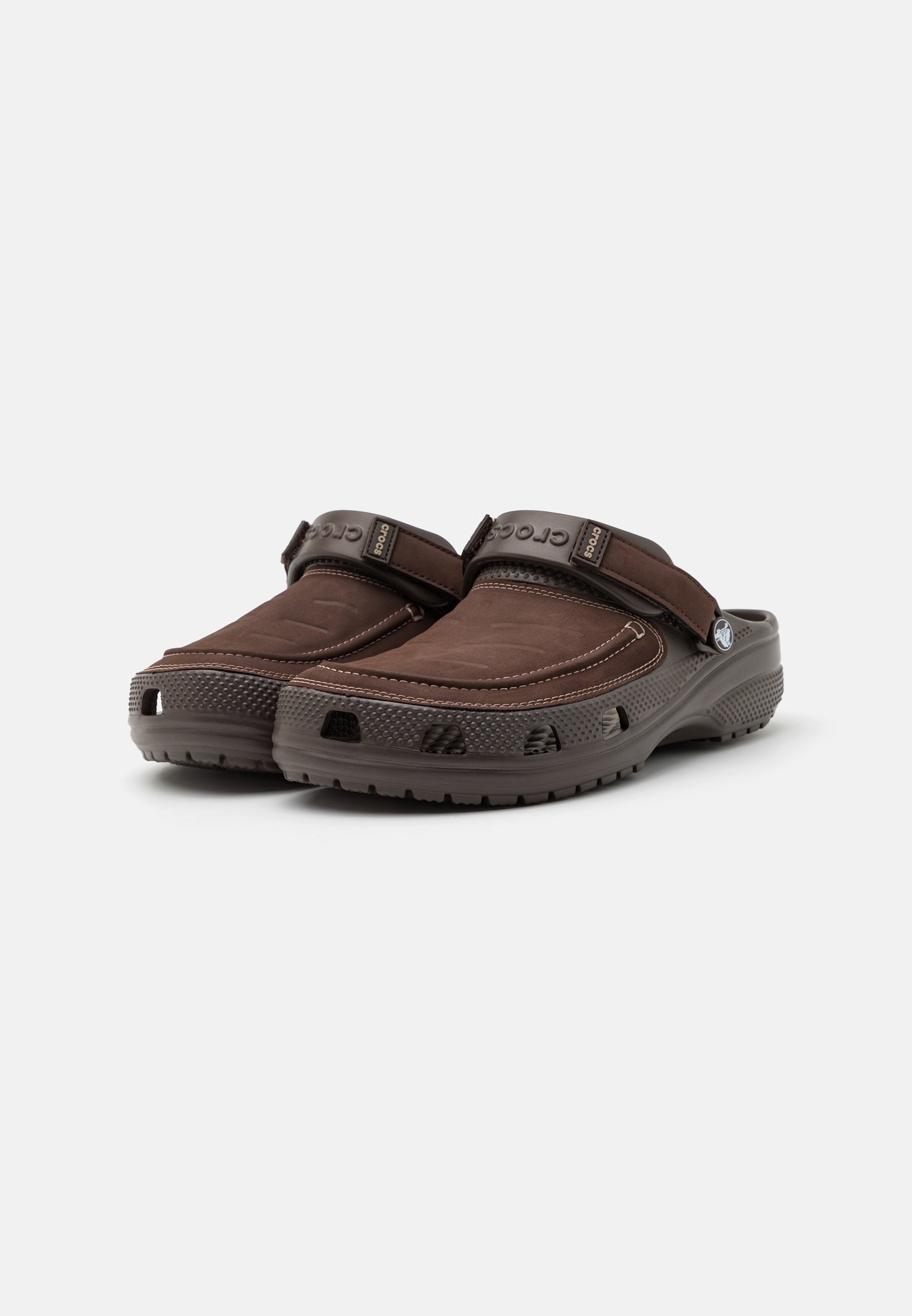 Crocs YUKON VISTA II - Klompen - espresso/champignon
