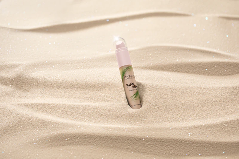 Physicians Formula Butter Glow Brightening Concealer met applicator