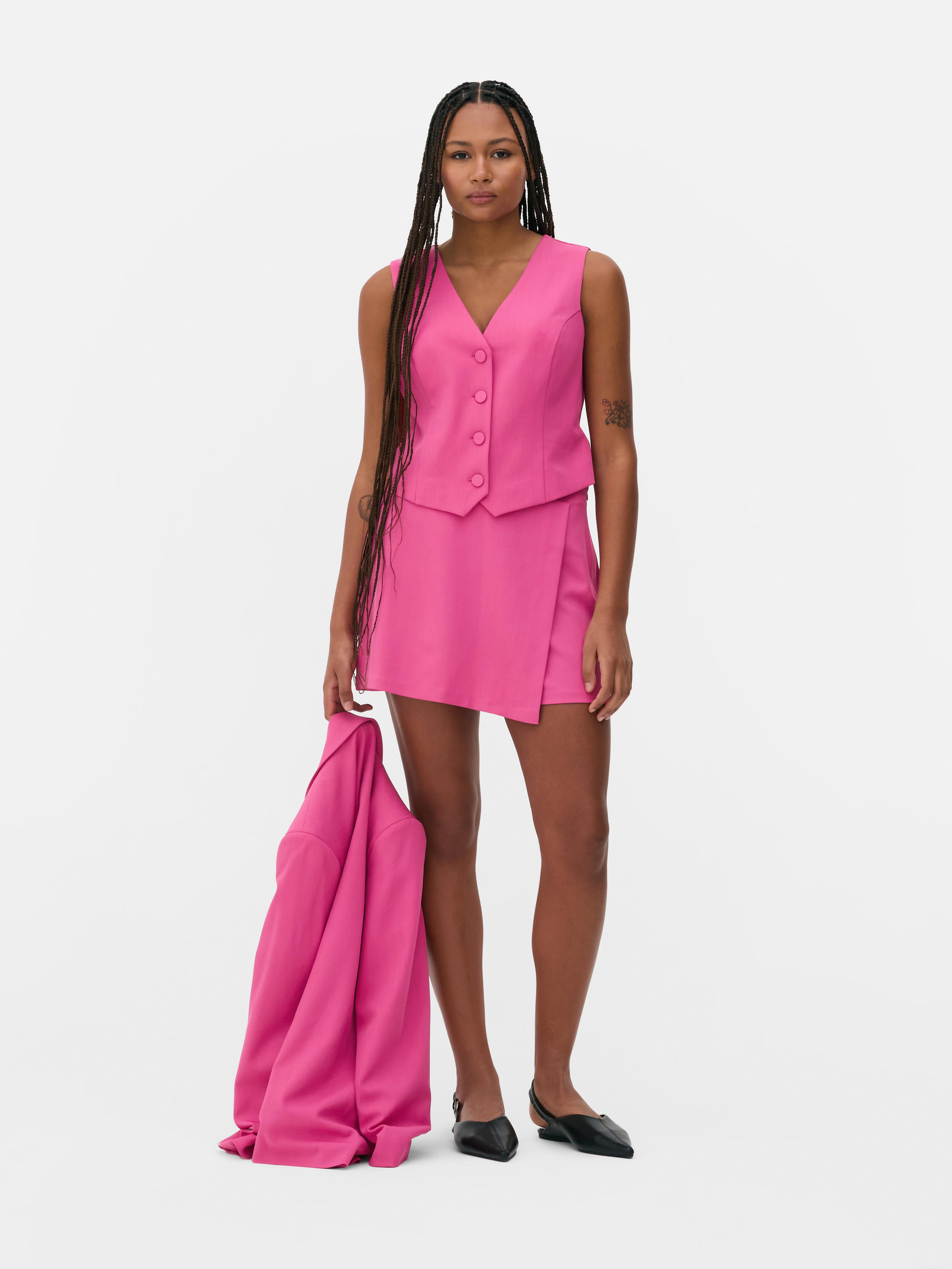 Slim-cut matching wrap bottoms. These slim-cut summer wrap bottoms are chic and comfortable.