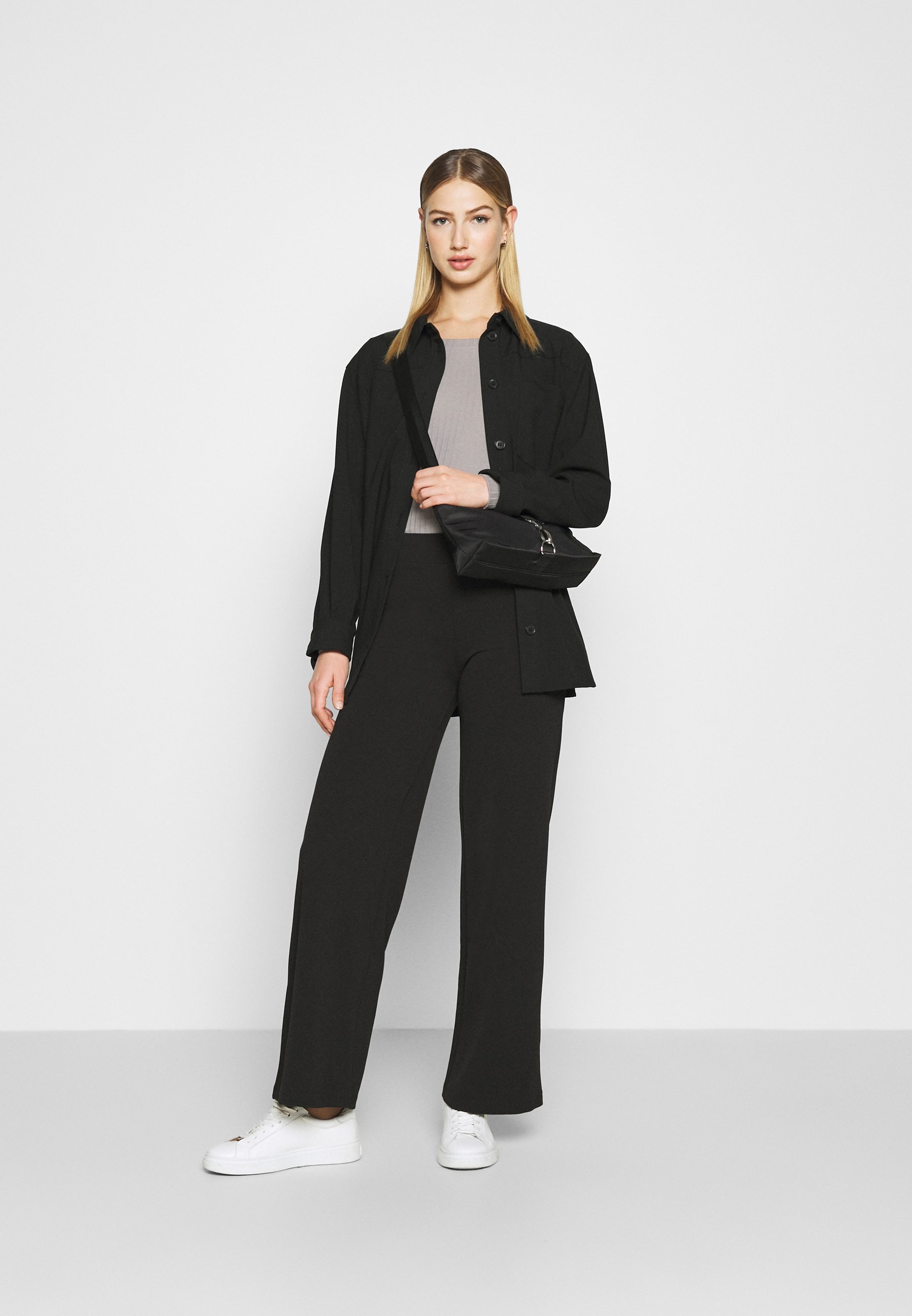 Even&Odd top met lange mouwen - grijs