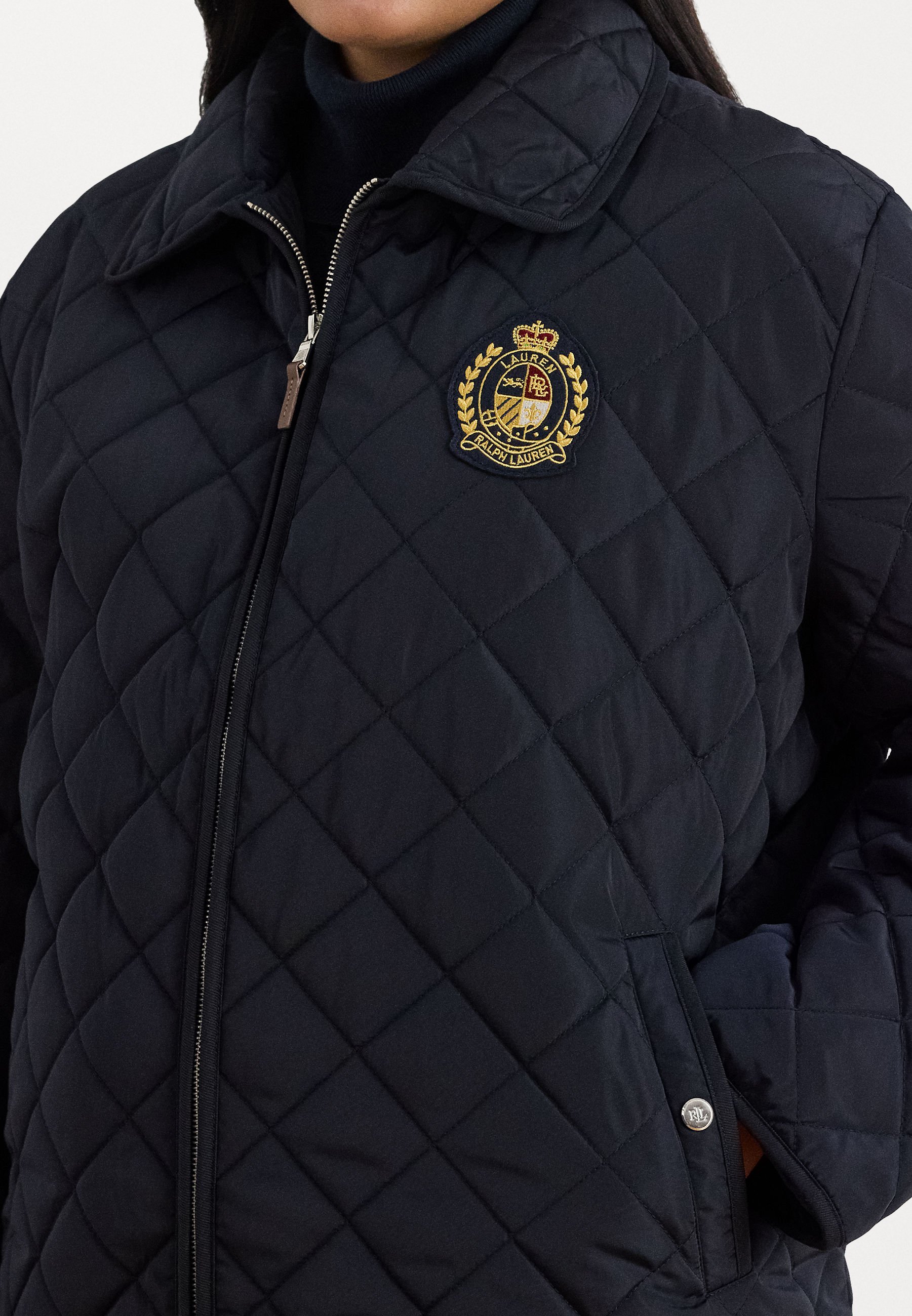 Lauren Ralph Lauren Damesjas met CREST-PATCH en ruitvormig doorgestikt patroon - Lichte jas - donkerblauw