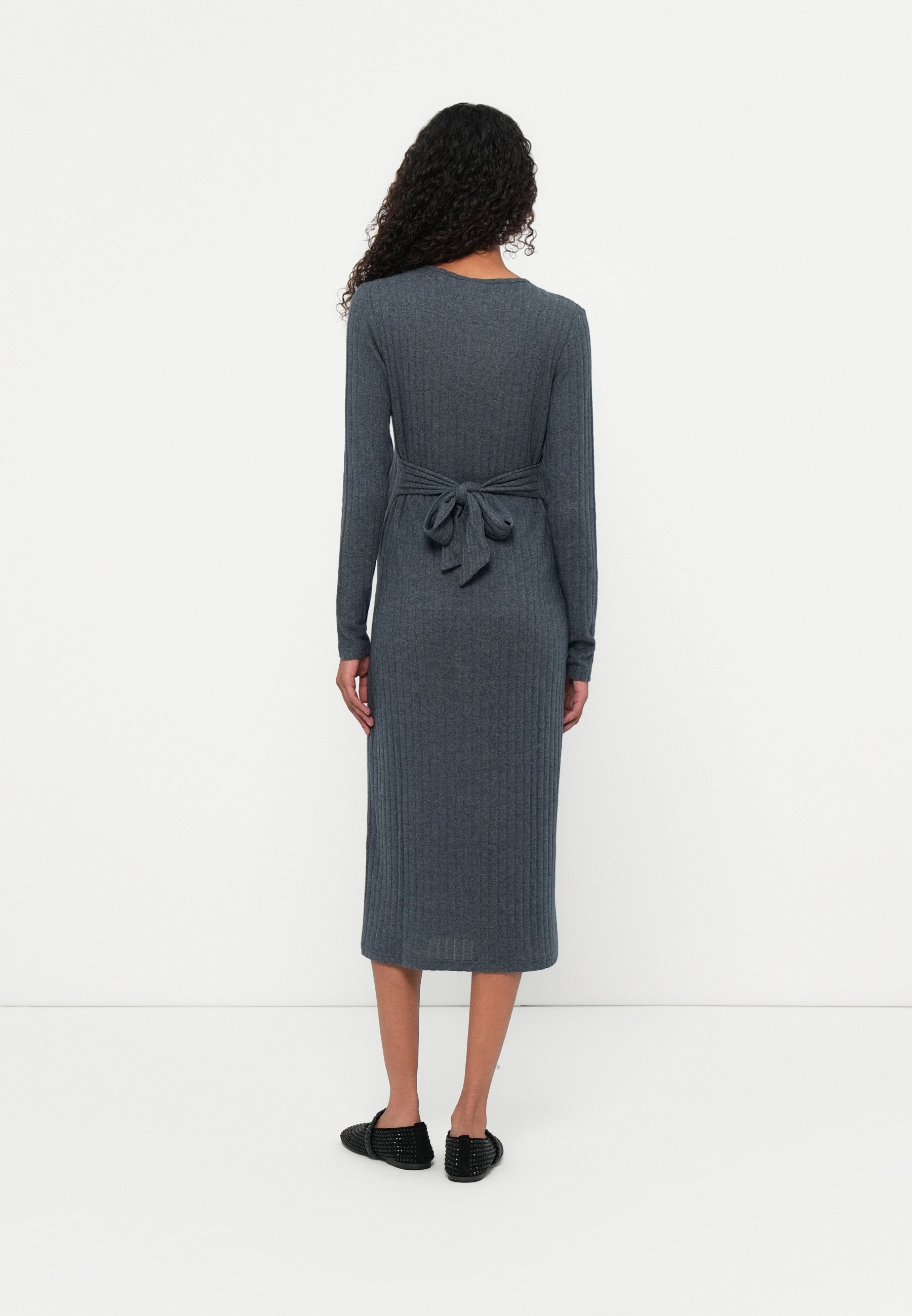ABITO MAMALICIOUS ADELINA - Abito maglione - blazer blu navy mélange