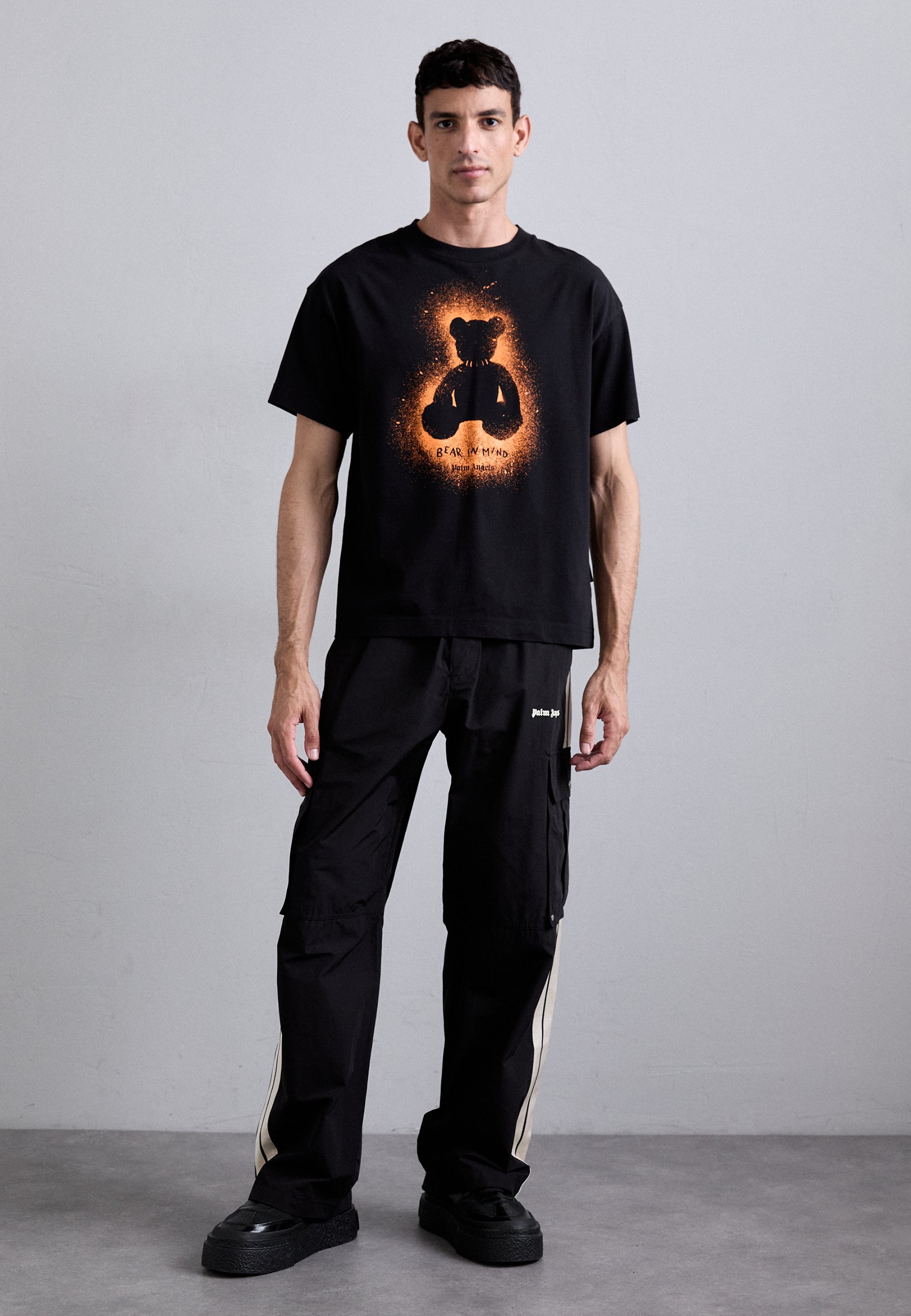 Palm Angels SPRAY BEAR REG TEE - Bedrucktes T-Shirt - Schwarz/Orange