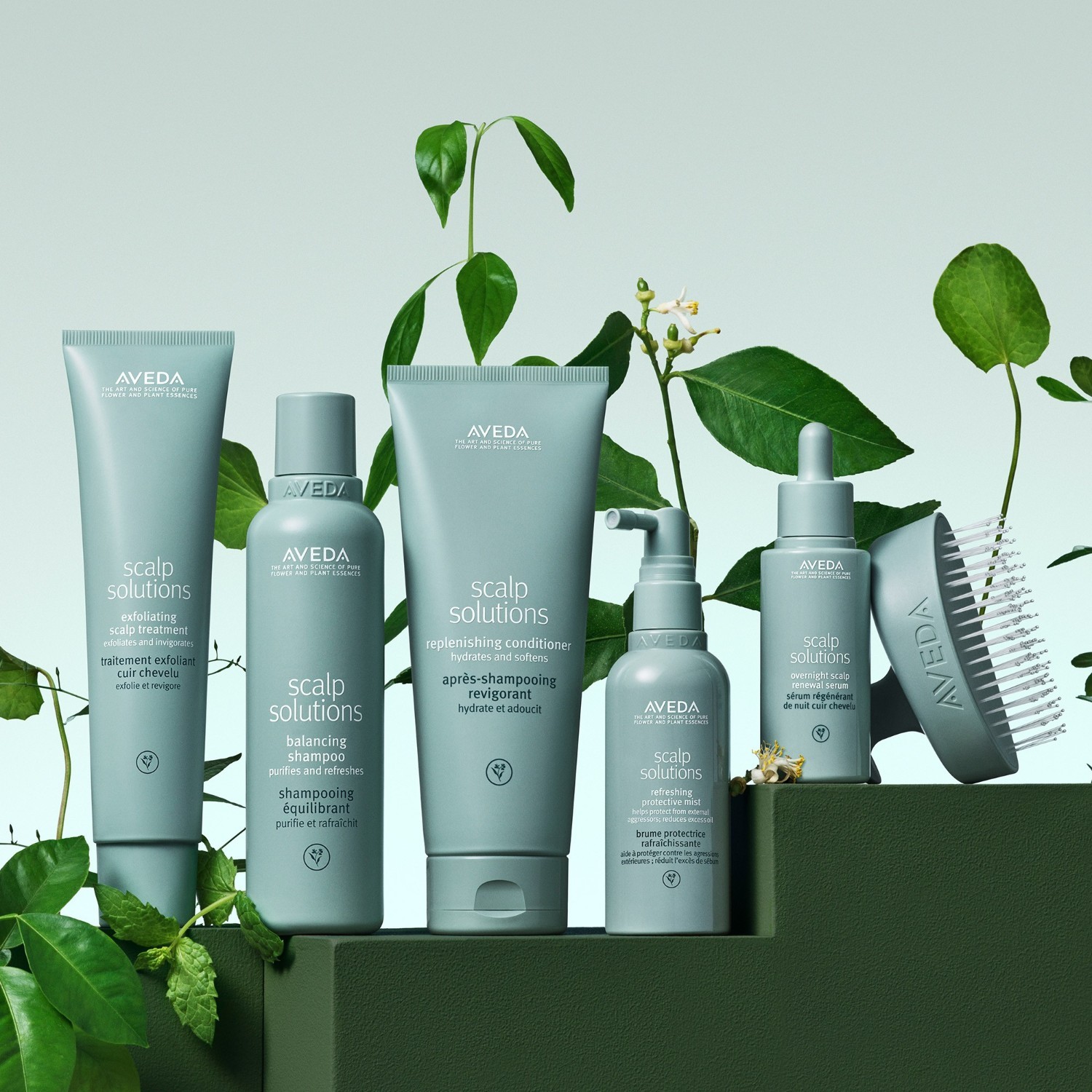 Aveda Scalp Care Scalp Solutions™ Stimulirajući masažer za vlasište – 1 komad