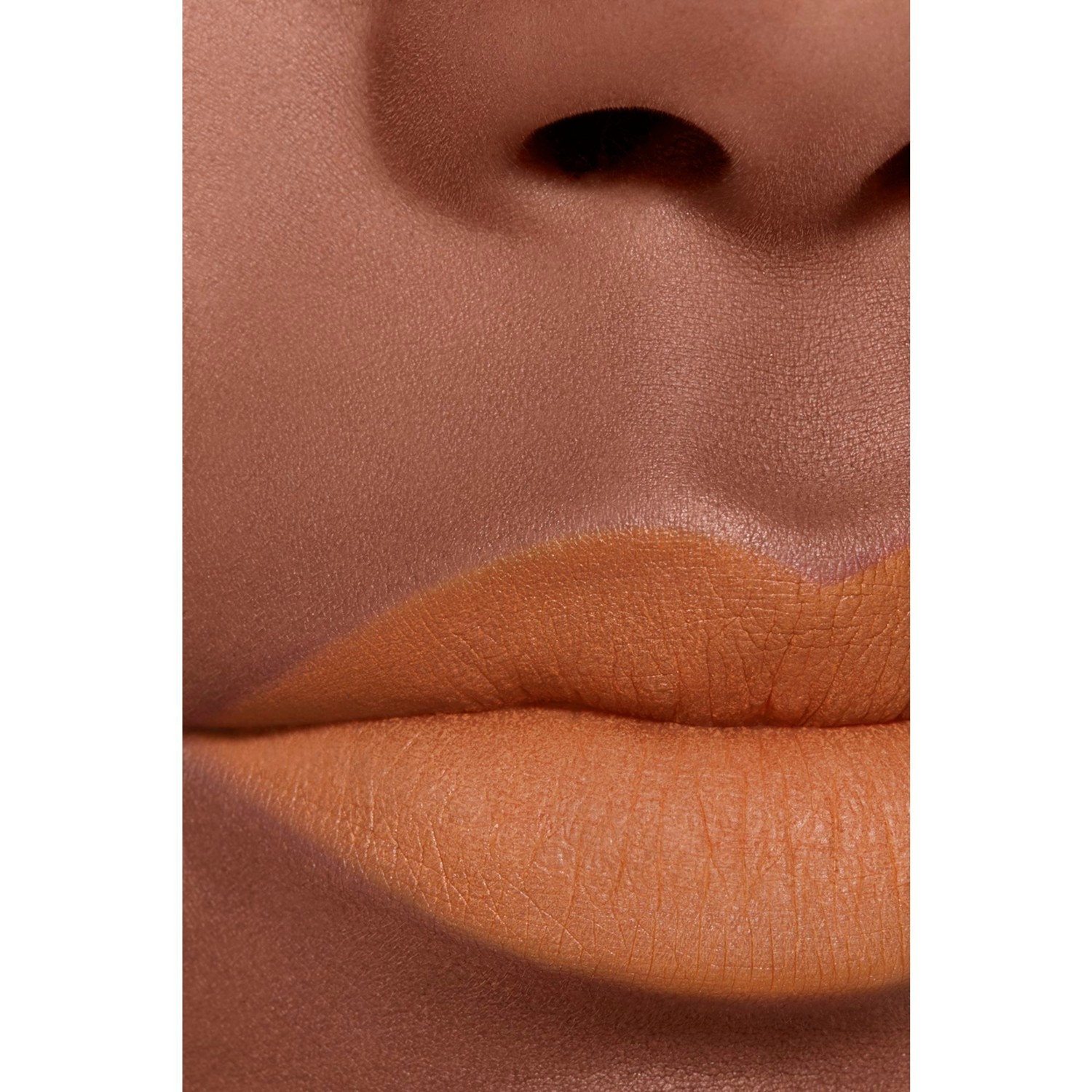 CHANEL LIQUID VELVET