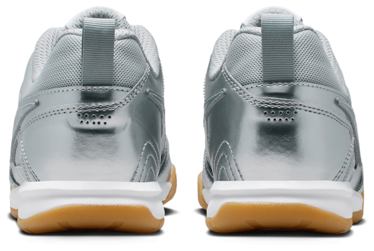 Nike Gato