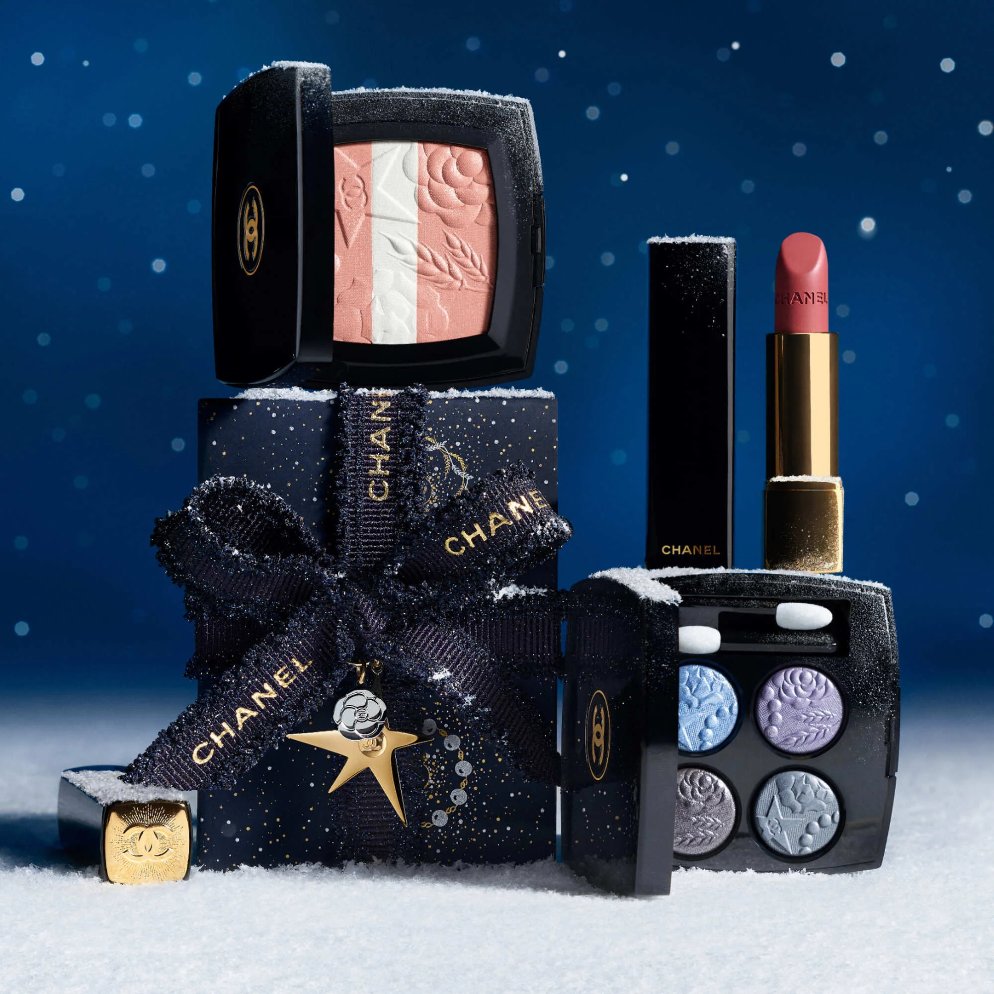 ROUGE ALLURE VELVET - IL ROSSETTO VELLUTATO LUMINOSO