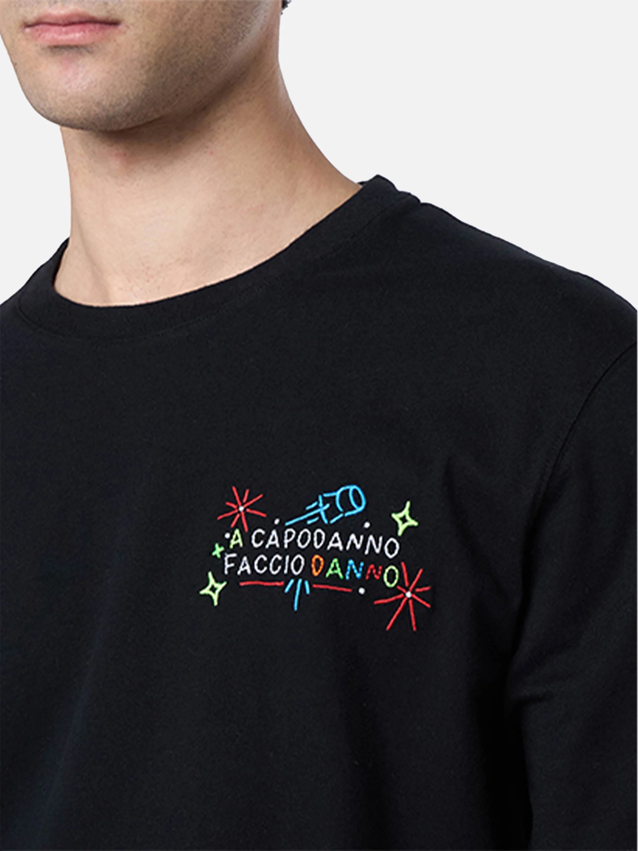 Arnott's T-shirt van zwaar katoen voor heren met nieuwjaarsborduurwerk.