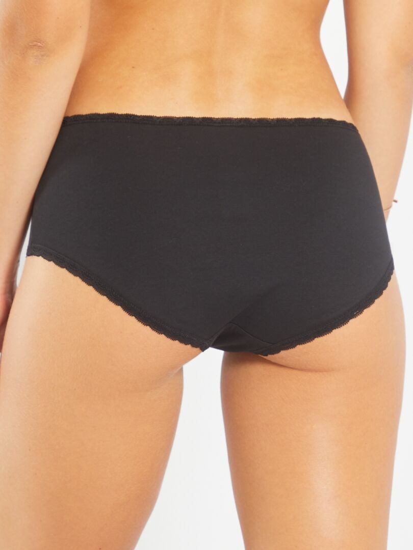 Conjunto de 3 calcinhas de algodão com acabamento em renda - pretas