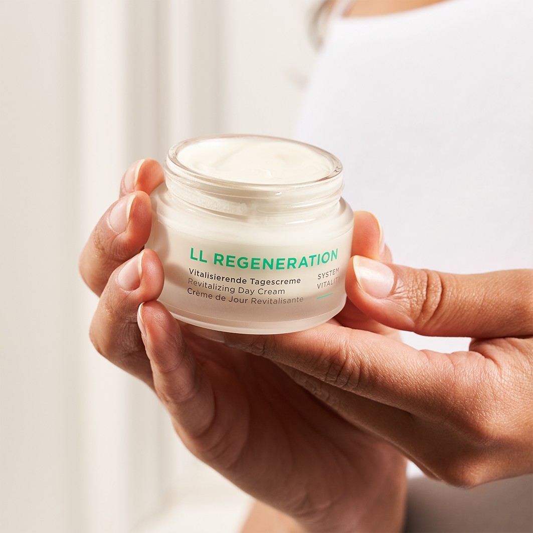 ANNEMARIE BÖRLIND Dnevna krema LL REGENERATION Revitalizing - 50 ml