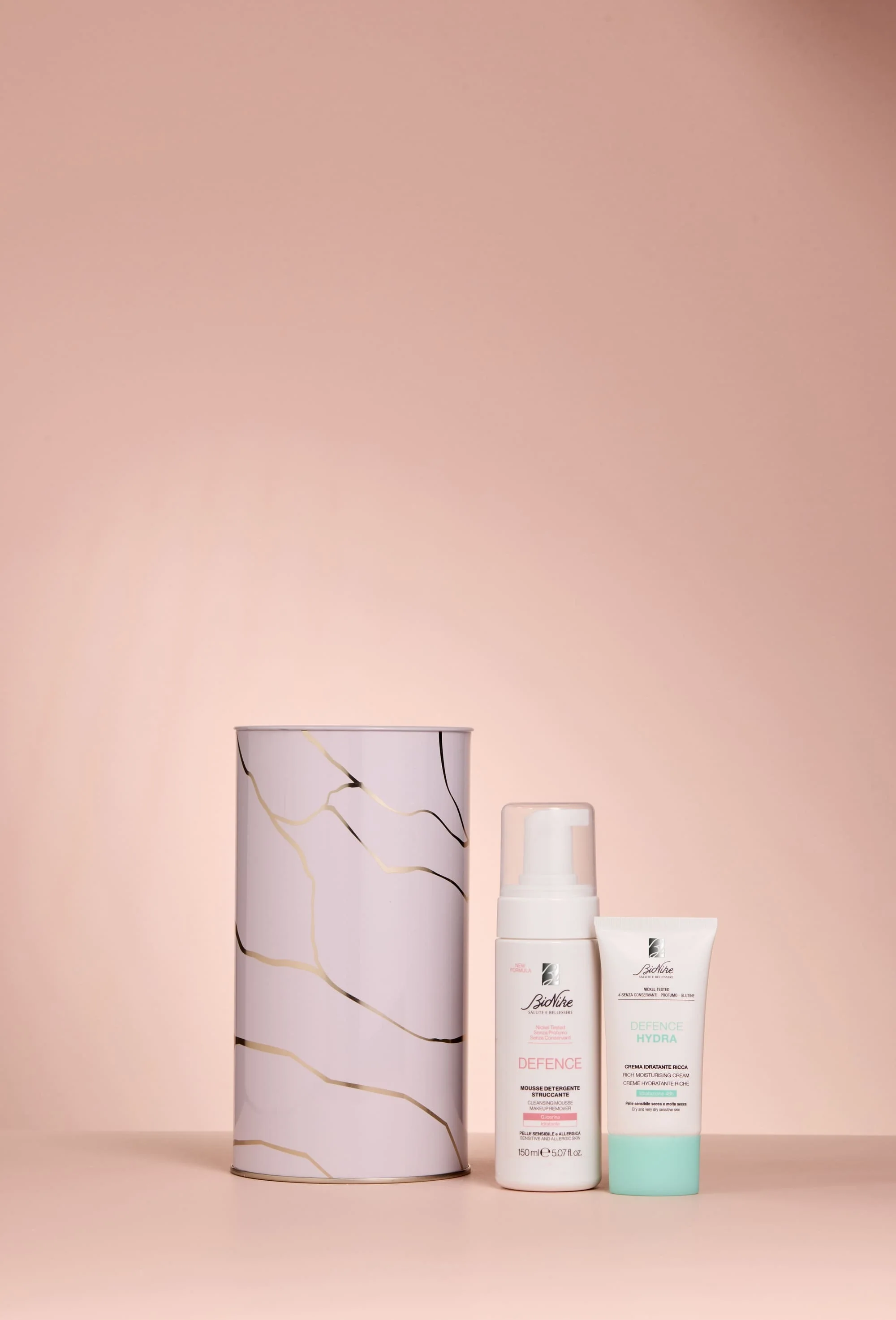 Defence BEAUTY ESSENTIALS kit natale 2025 - Cofanetto Detergente, Mousse detergente viso
