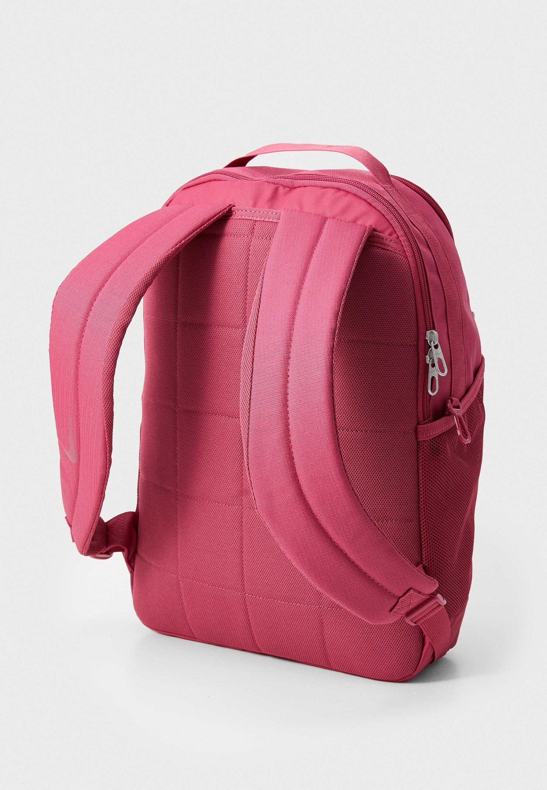 Nike Sportswear BRASILIA BACKPACK UNISEX - Rugzak - zoete biet/platinaviolet