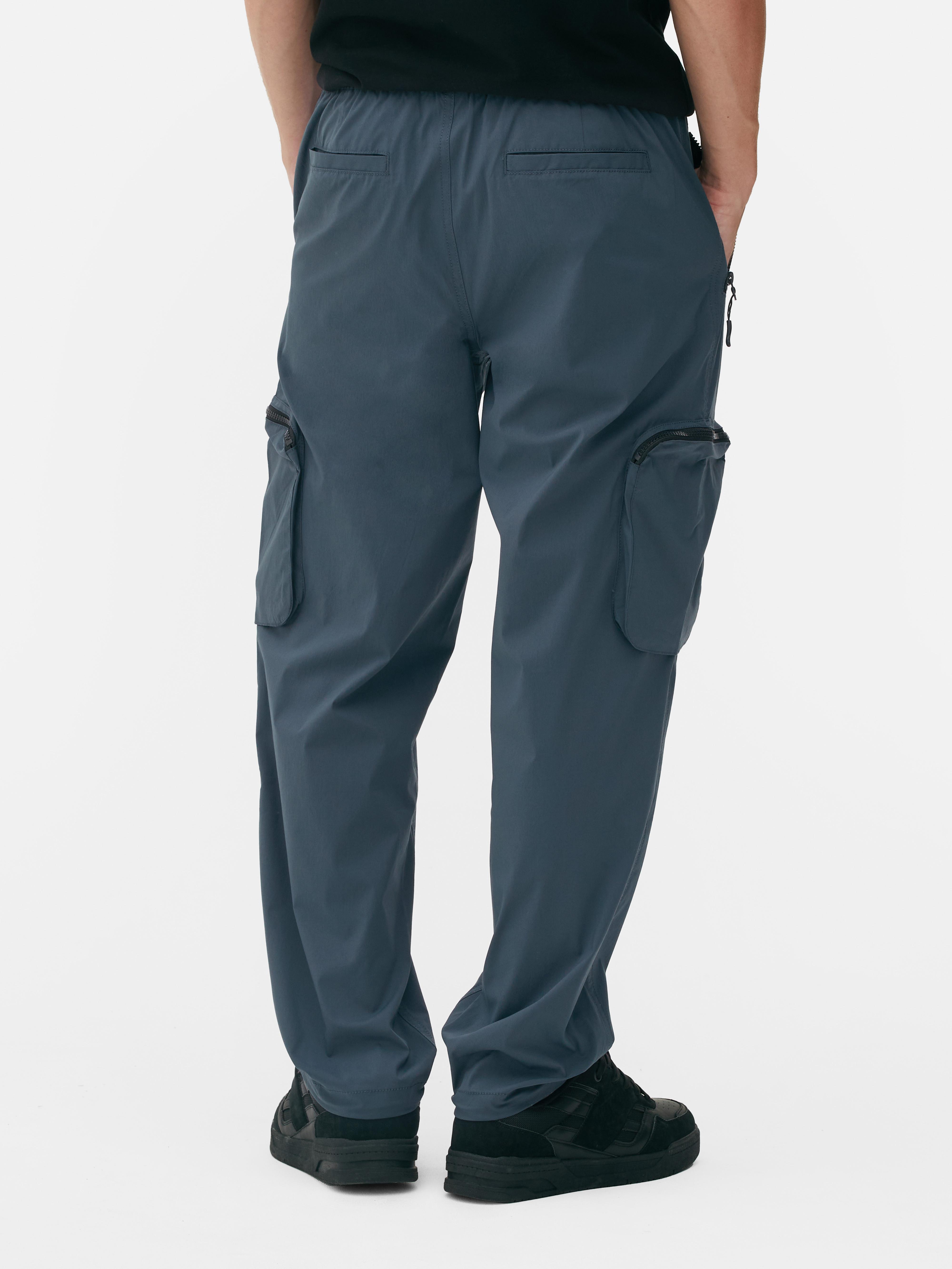 Pantaloni cargo tehnici. Din punct de vedere tehnic, acești pantaloni cargo sunt pur și simplu perfecți.