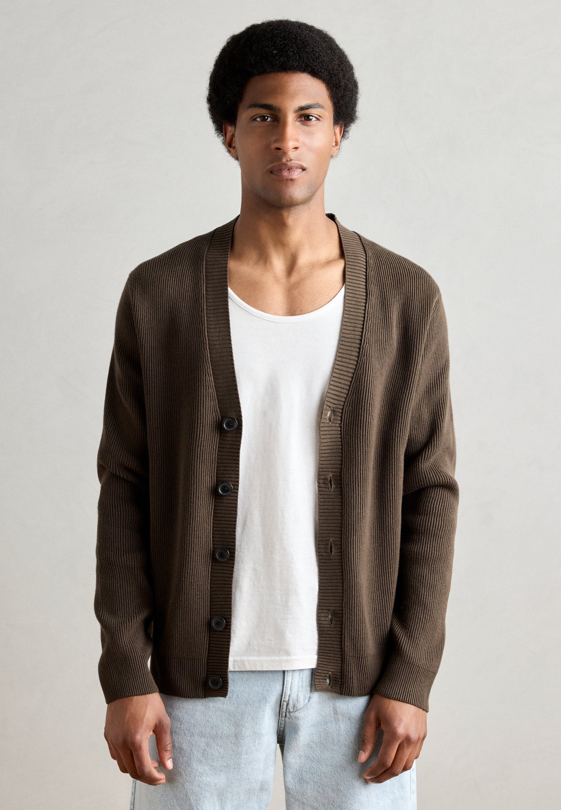 Gilet boutonné Lindbergh - Gilet - marron