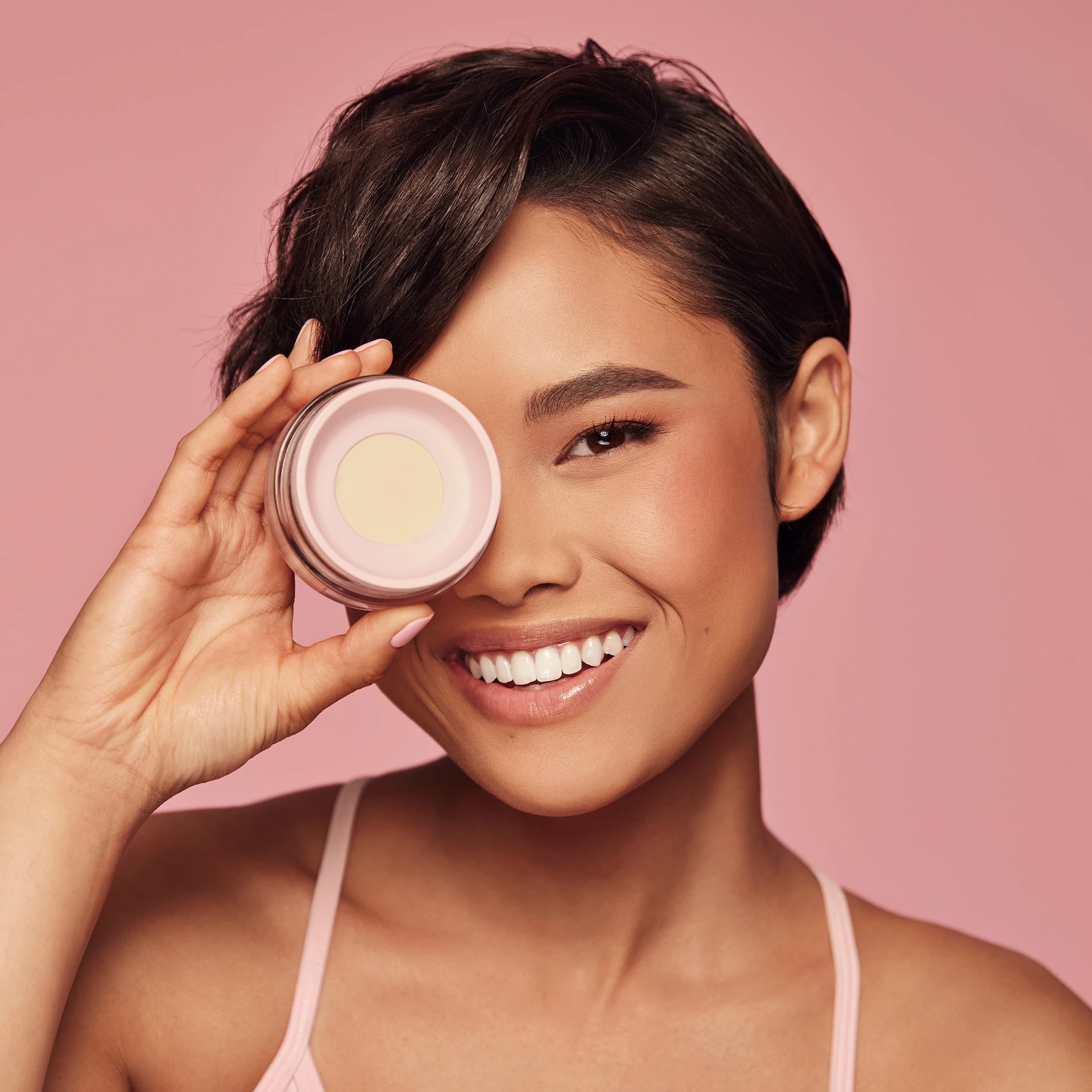 Pudră fixatoare translucidă 100 Translucid - Kylie By Kylie Jenner