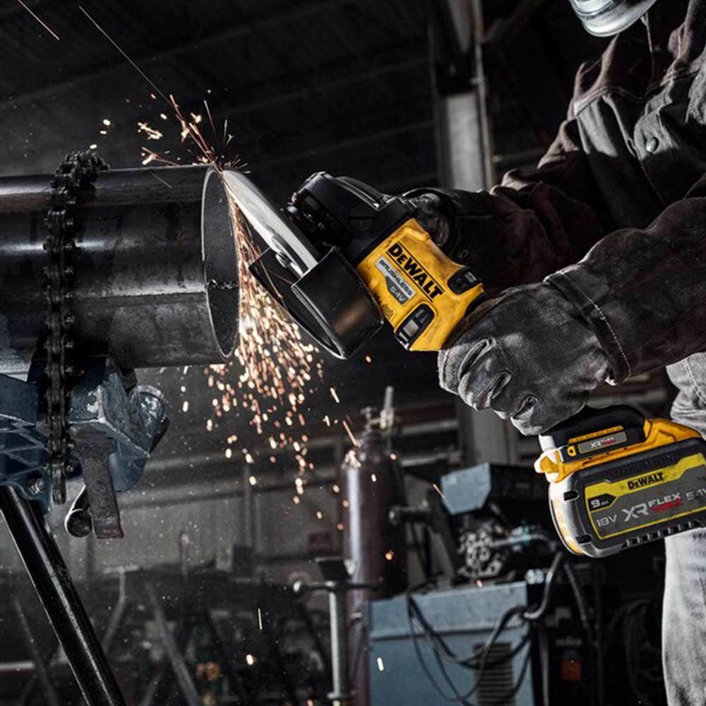 Szlifierka kątowa DEWALT 54V XR FLEXVOLT 180mm Skin DCG440N-XJ