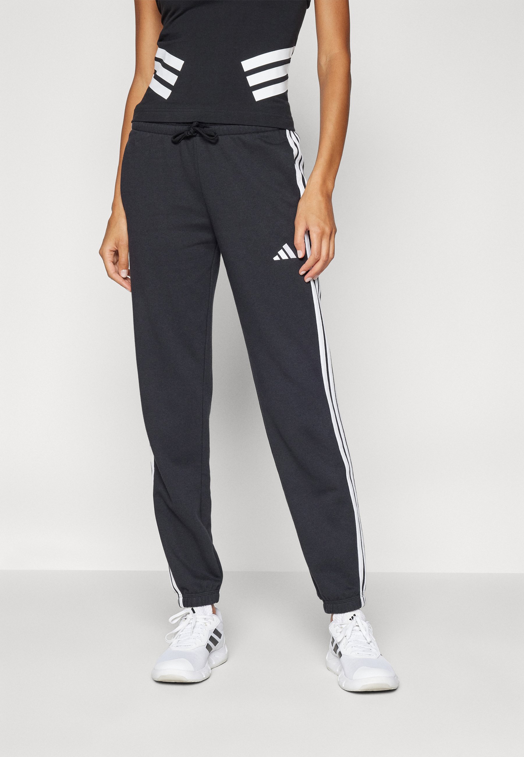 adidas Sportswear trainingsbroek - zwart/wit
