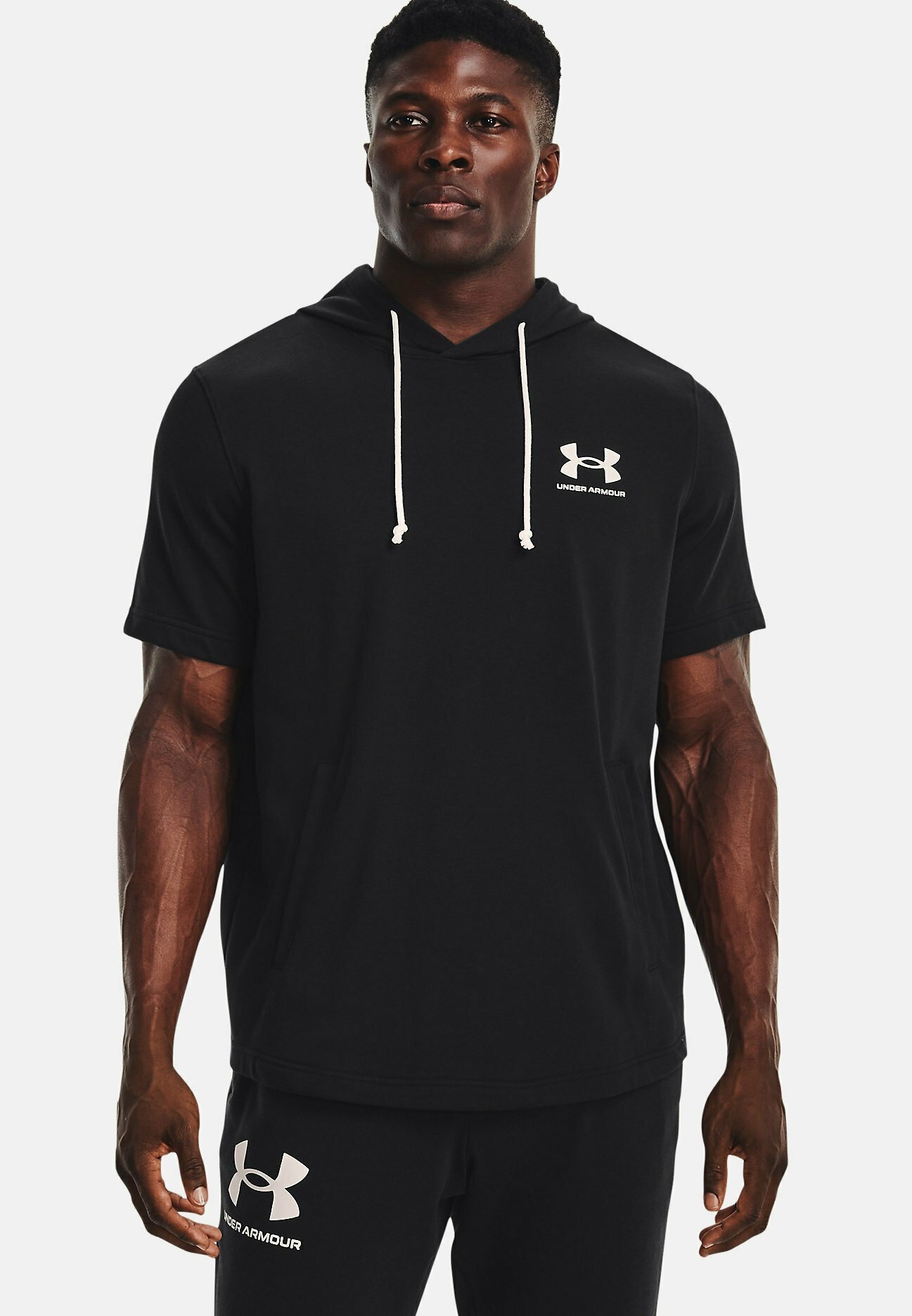 Under Armour RIVAL TERRY - T-shirt met print - zwart
