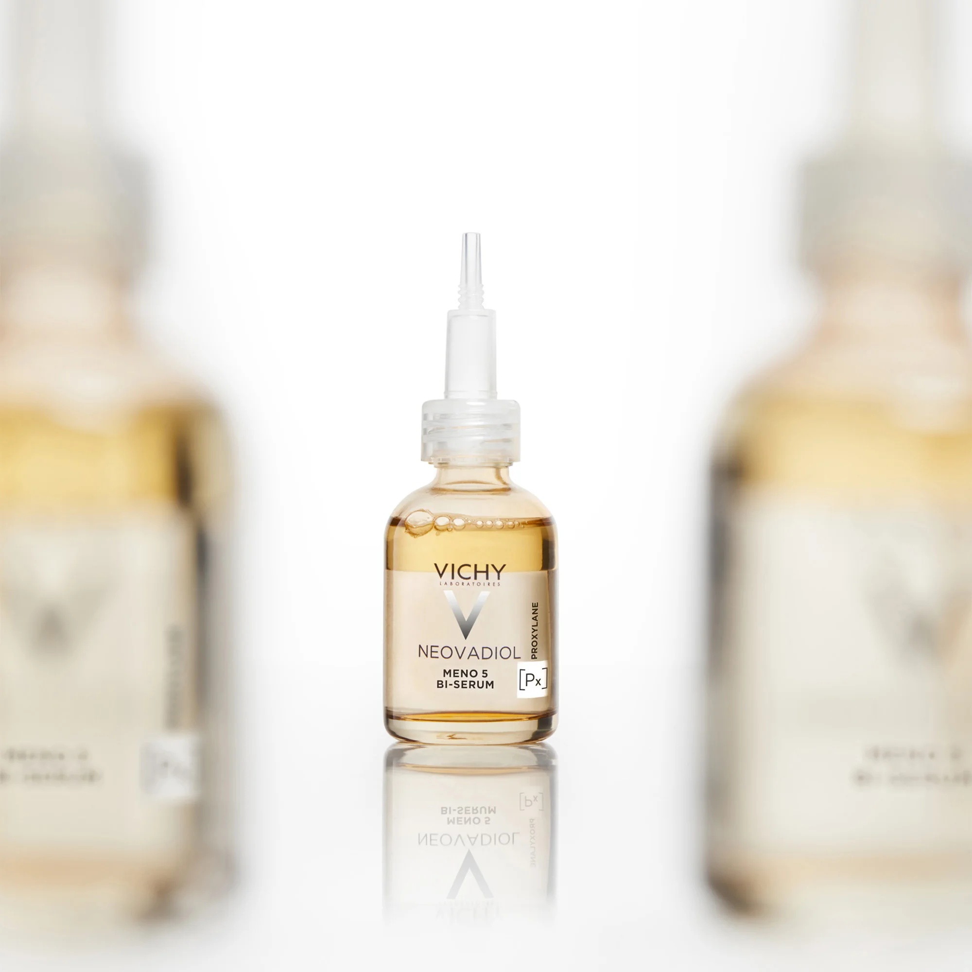 VICHY Vichy Neovadiol Prä- & Postmenopause Meno 5 Biphasisches Serum 30 ml Verdickt die Haut