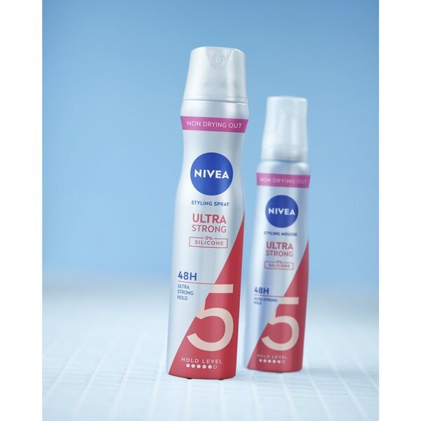 NIVEA Hold 5 Ultra Strong лак за обликовање косе<br>250ml