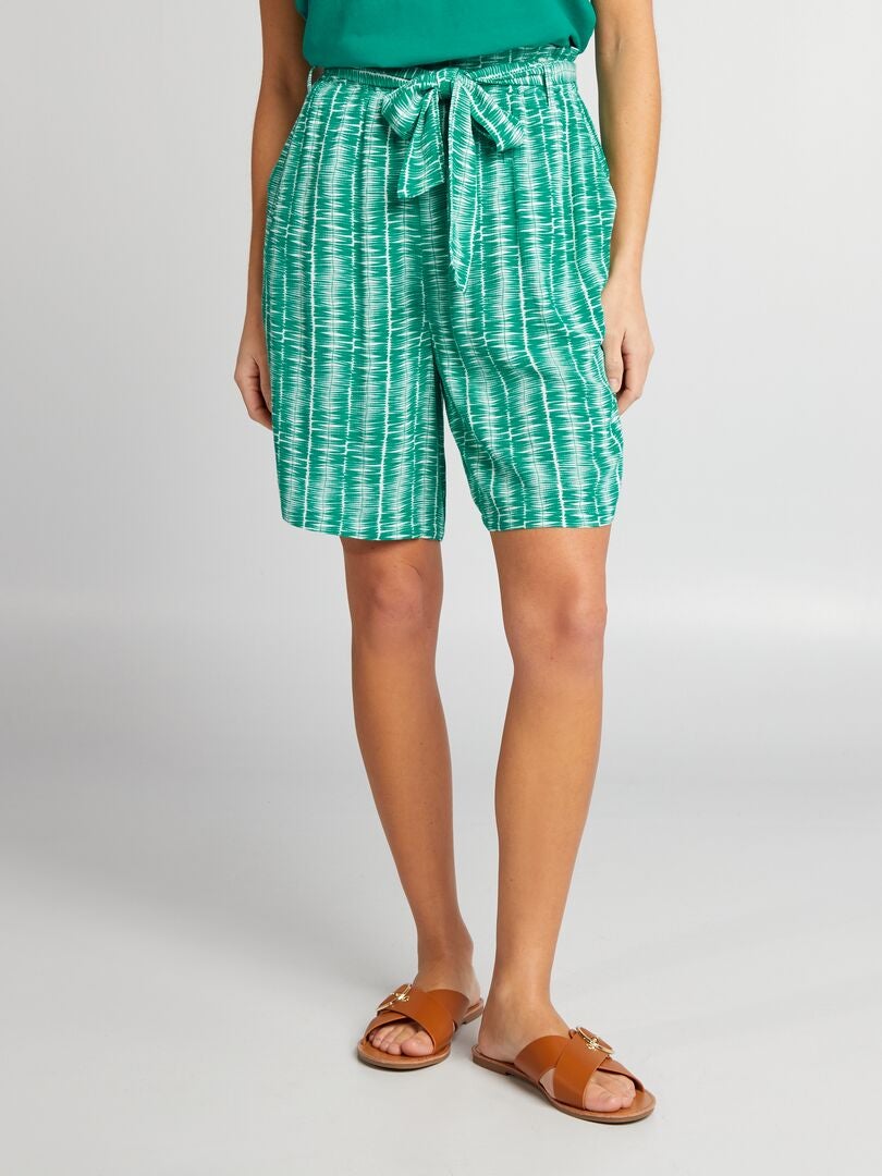 Shorts met strikceintuur - GROEN