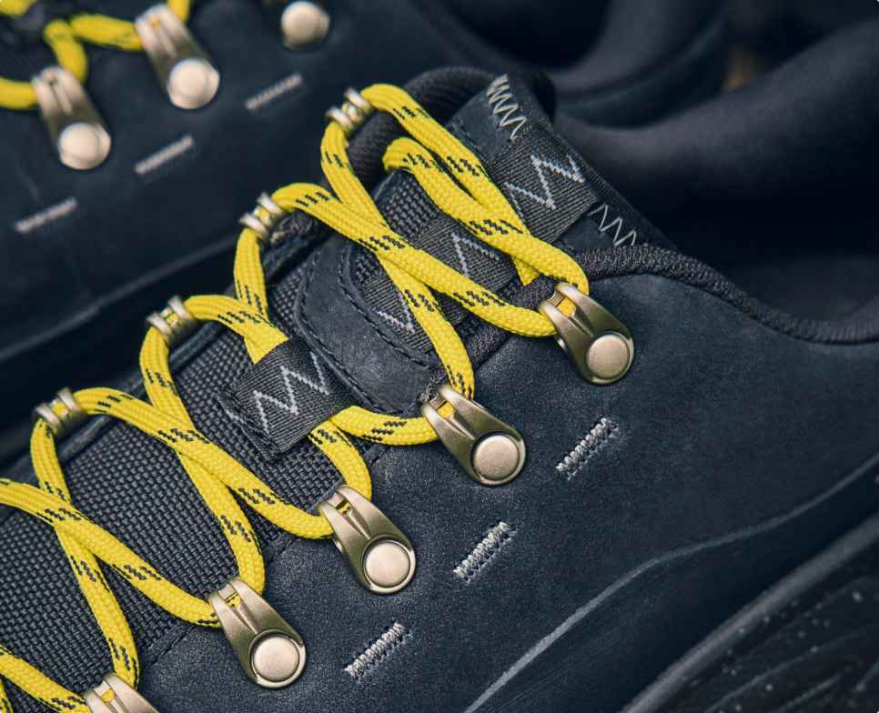 HOKA Tor Summit Negro/Negro