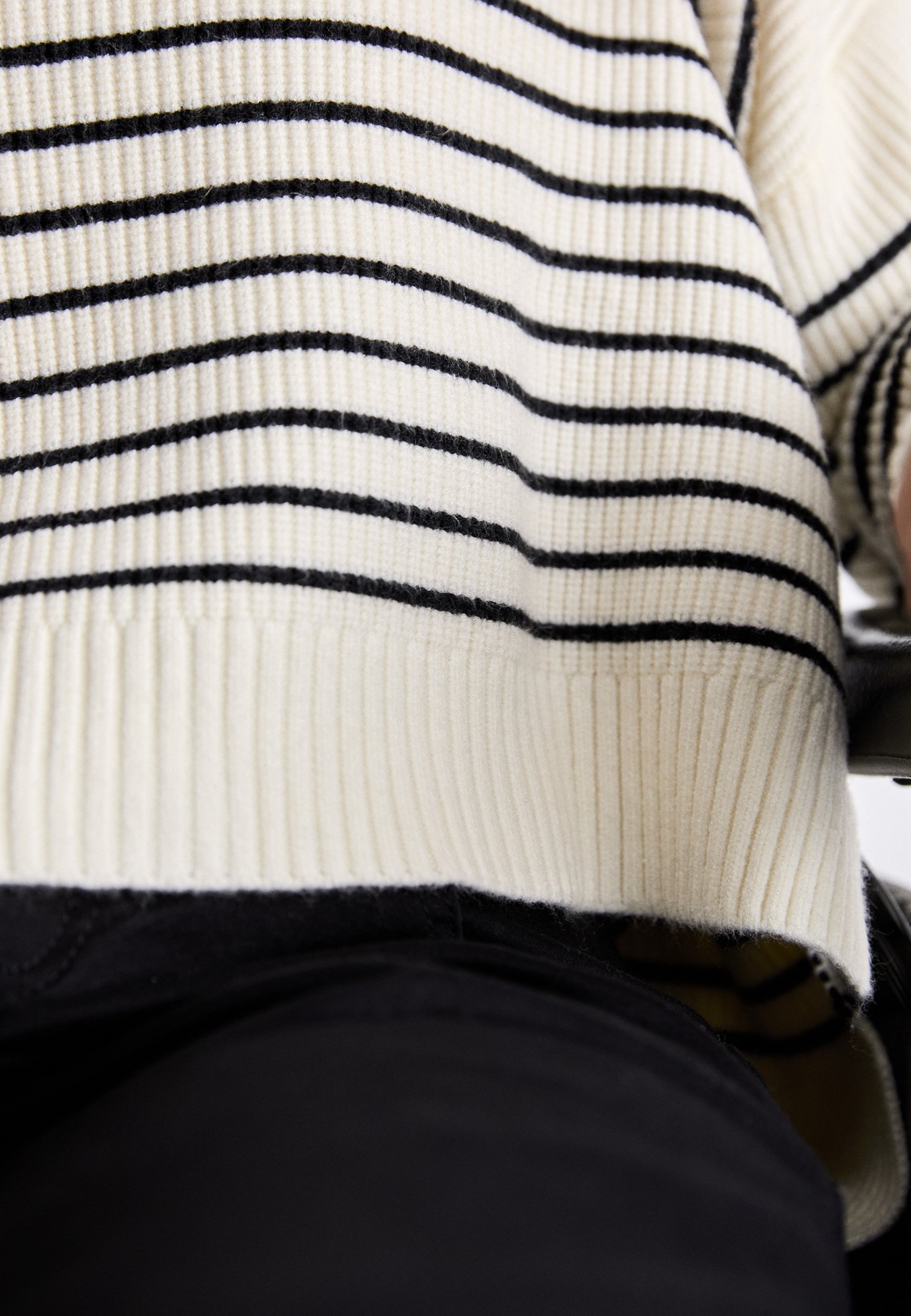 Pull Anna Field - blanc/noir