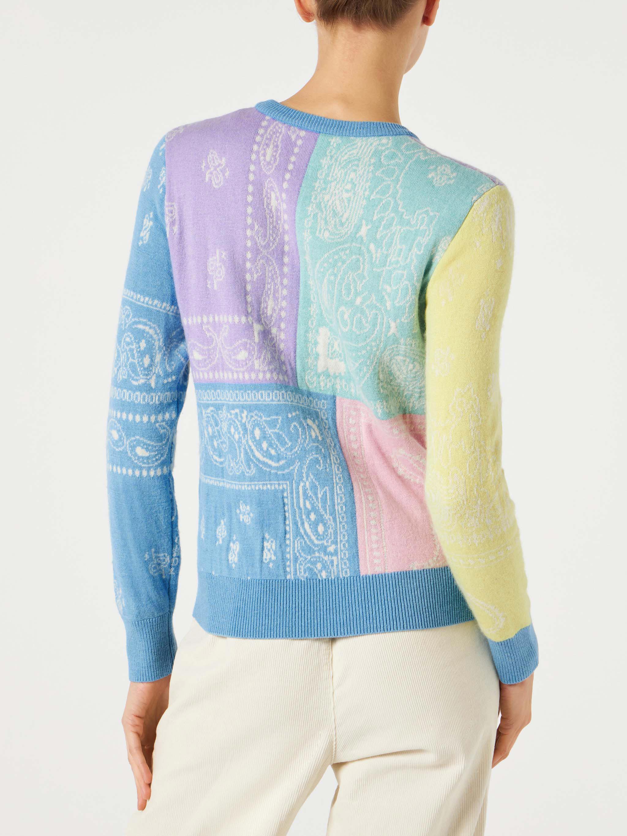Geplooide trui voor dames met bandana-print