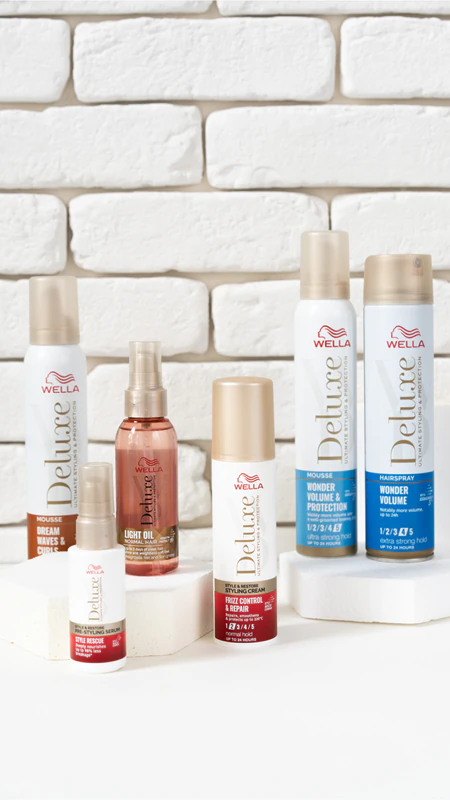 Stylingový krém Wella Deluxe Style & Restore vyhladzuje a regeneruje poškodené vlasy