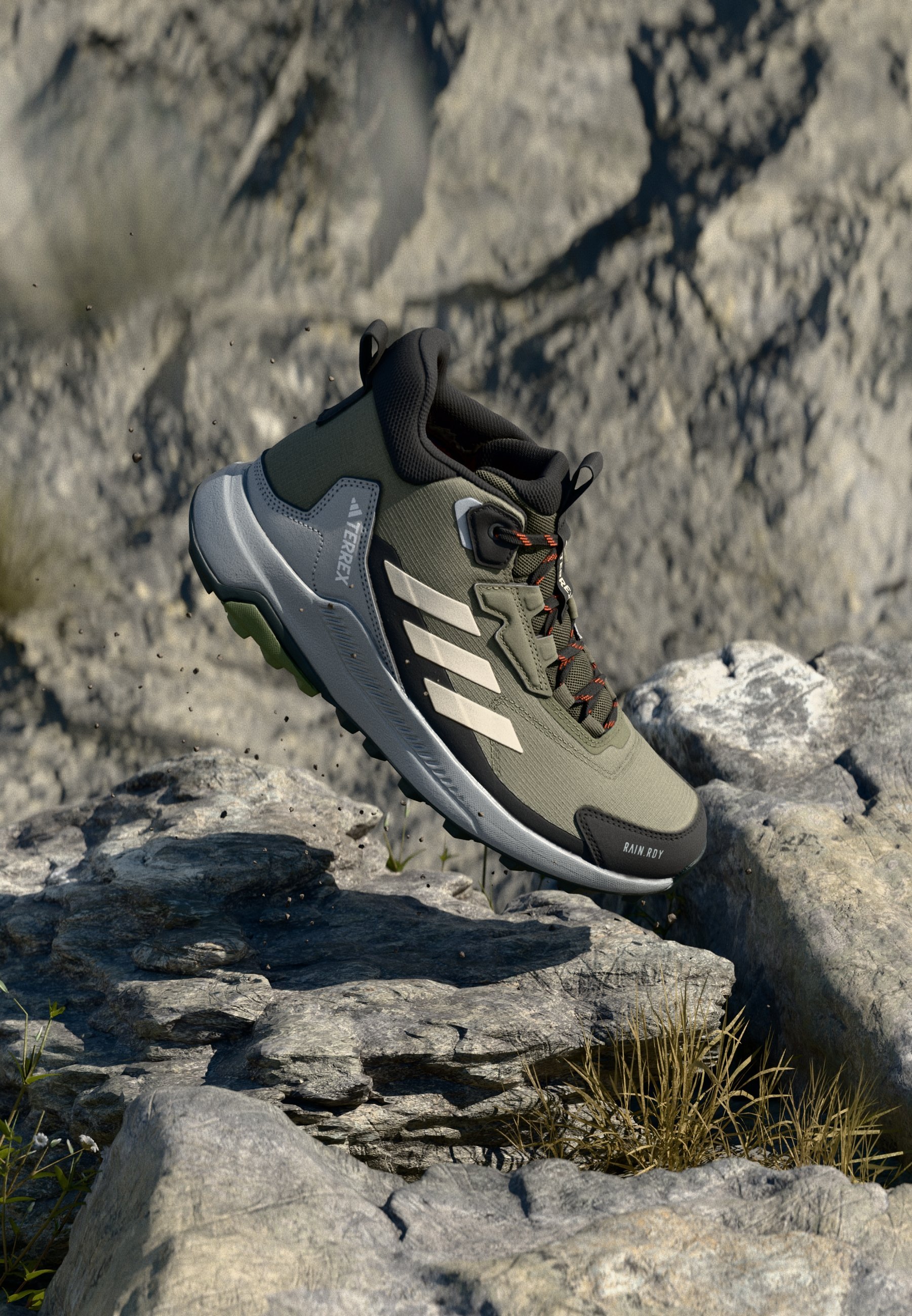 Adidas Terrex ANYLANDER MID - Buty trekkingowe - oliwkowe strata beżowe core black