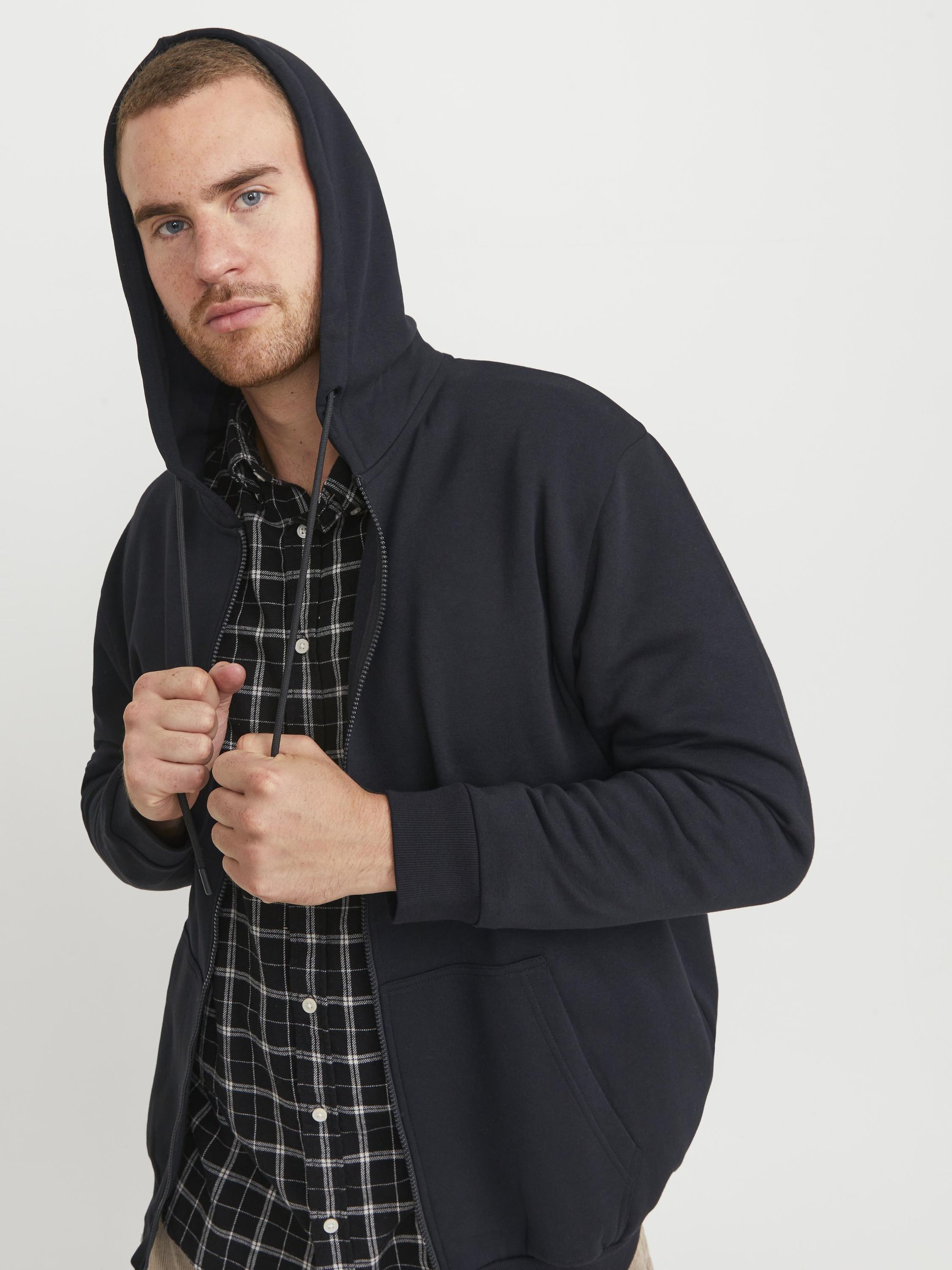 Jack & Jones JJEBRADLEY PLUS - Pulover z zadrgo - črn