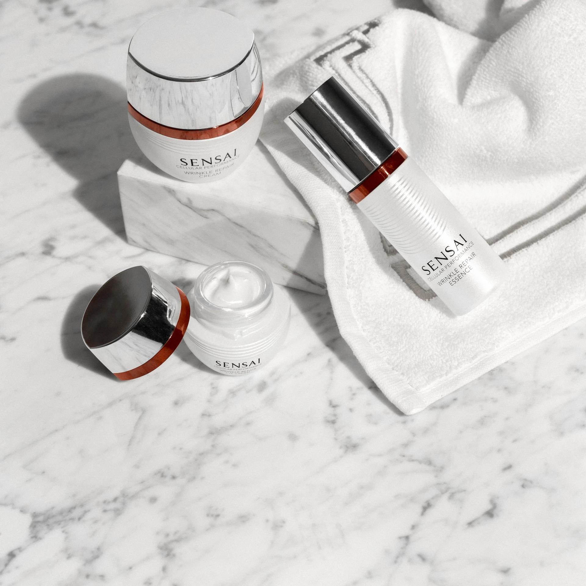 Raukšles atkuriantis kremas 40 ml - SENSAI