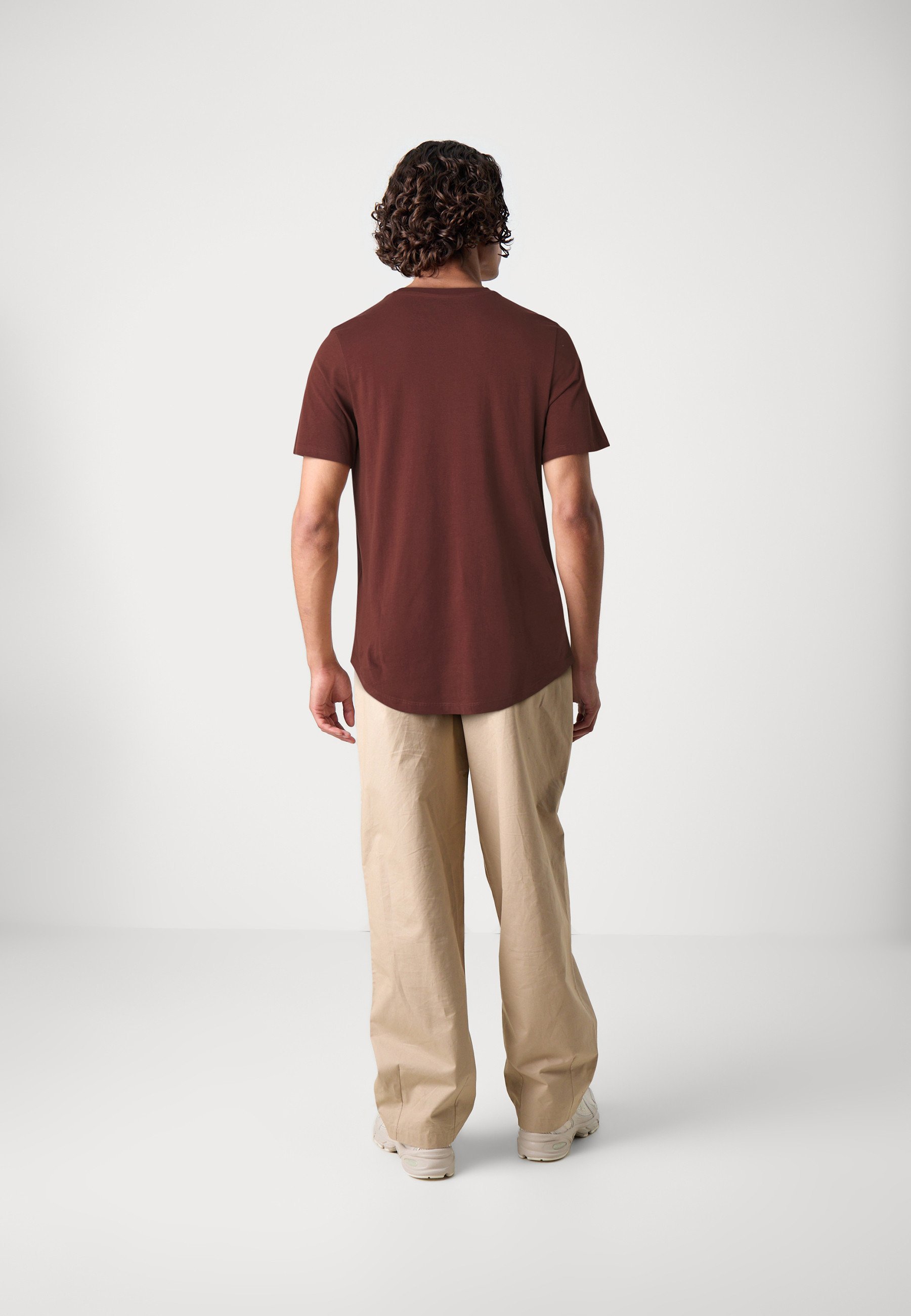 Jack & Jones JPRBLABRODY TEE 7er-Pack – Basic-T-Shirt – Rum-Rosine/Asche/Tee/Cognac/Meer/Türkis/Flaschengrün