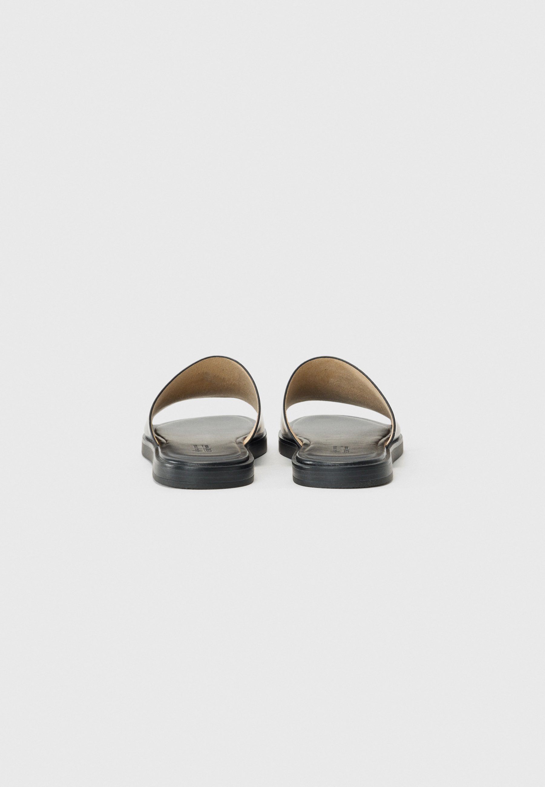 Noem het lente TALBOT - Slippers - zwart