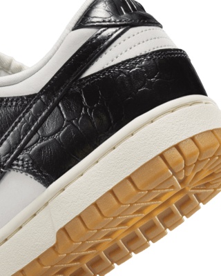 Nike Dunk Low LX Women's Shoes