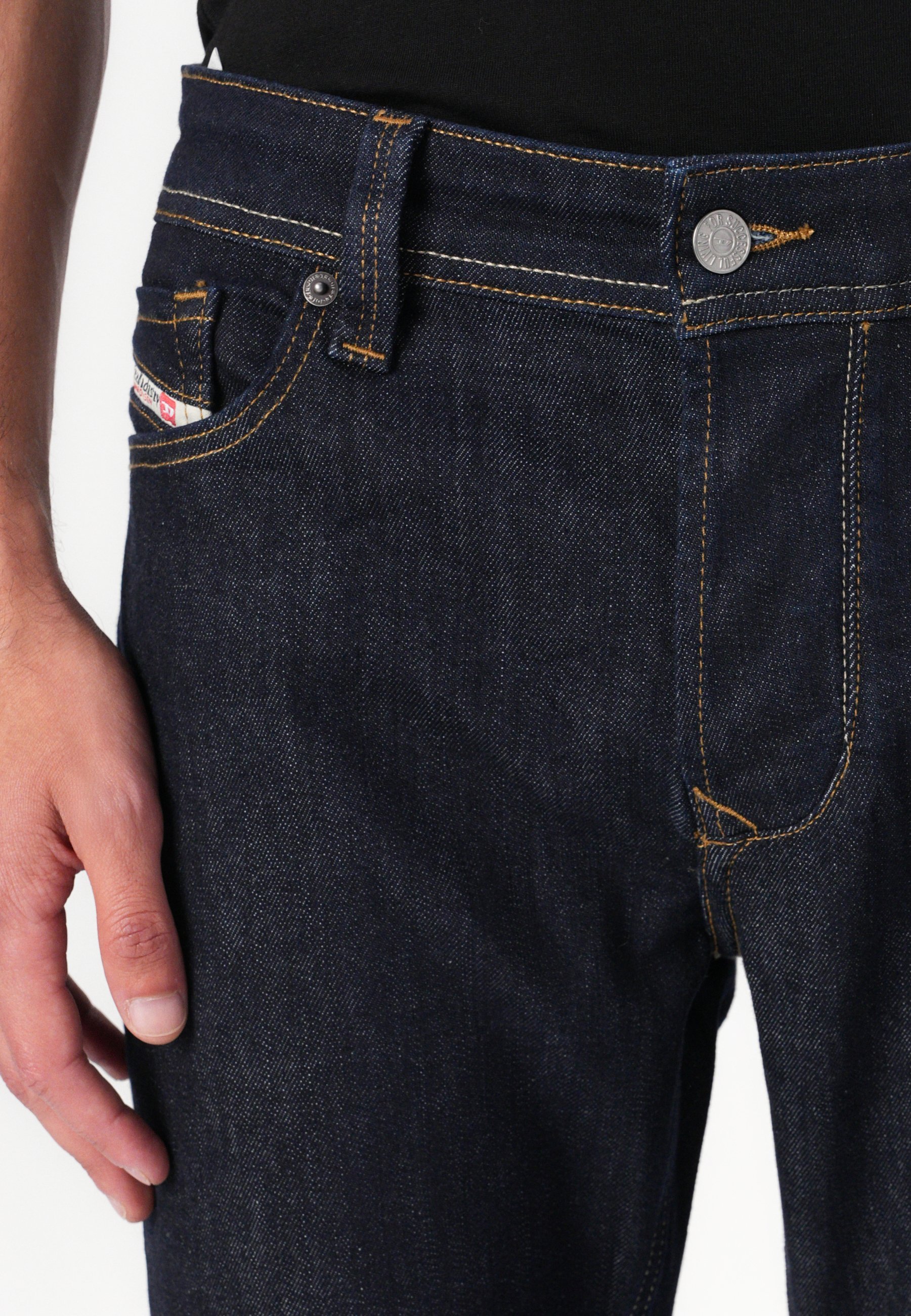 Diesel LARKEE BEEX - Jean droit - 01