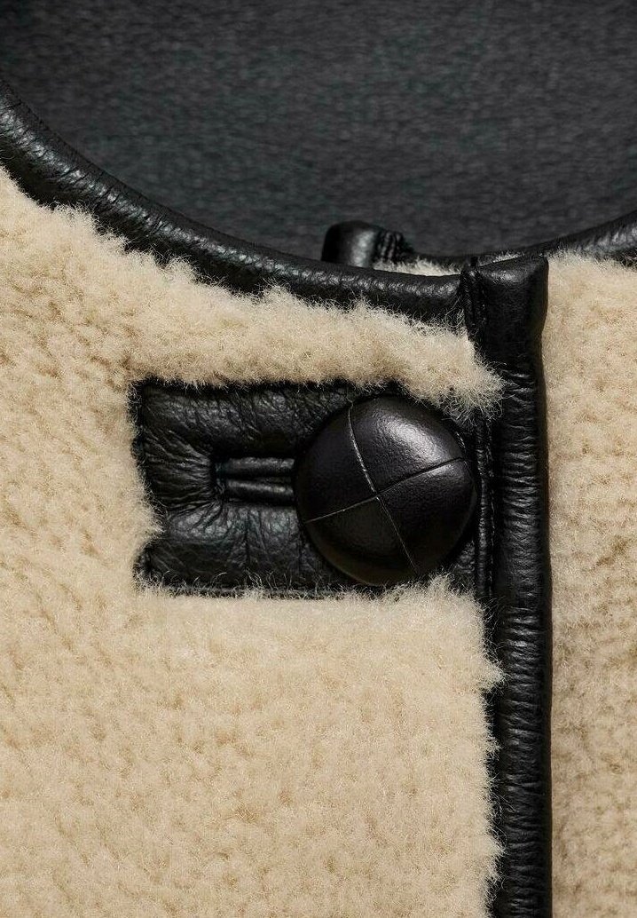 Mango Kevyt takki - beige