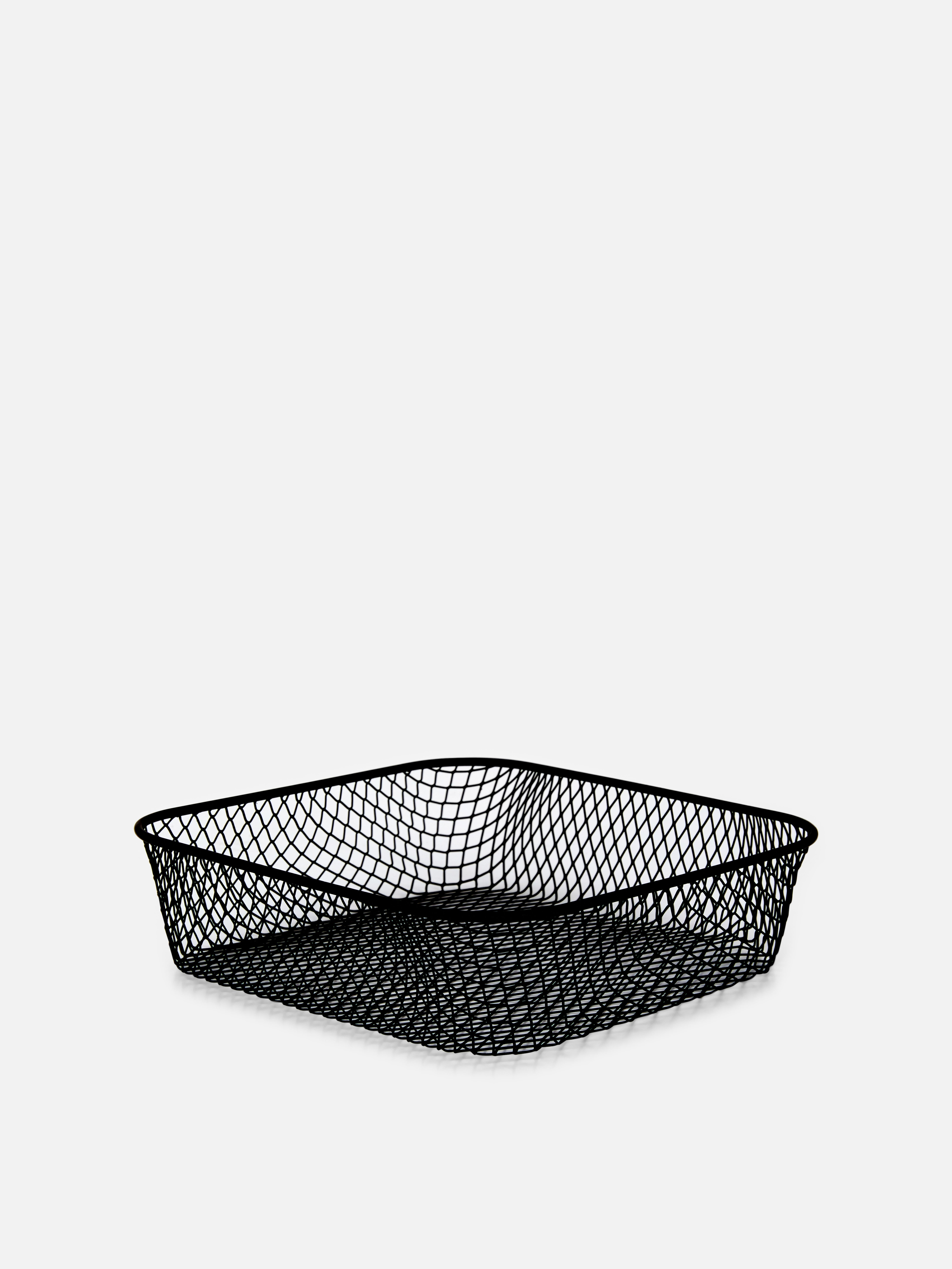 Coș mic de sârmă Acest coș de sârmă este accesoriul perfect pentru interiorul dumneavoastră