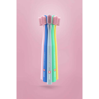 Curaprox Escova de Dentes CS 12460 Velvet      1 un 1 un