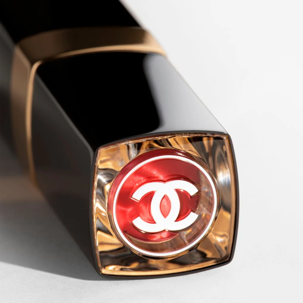 ROUGE COCO FLASH - COLORE, BRILLANTEZZA E INTENSITÀ IN UN FLASH