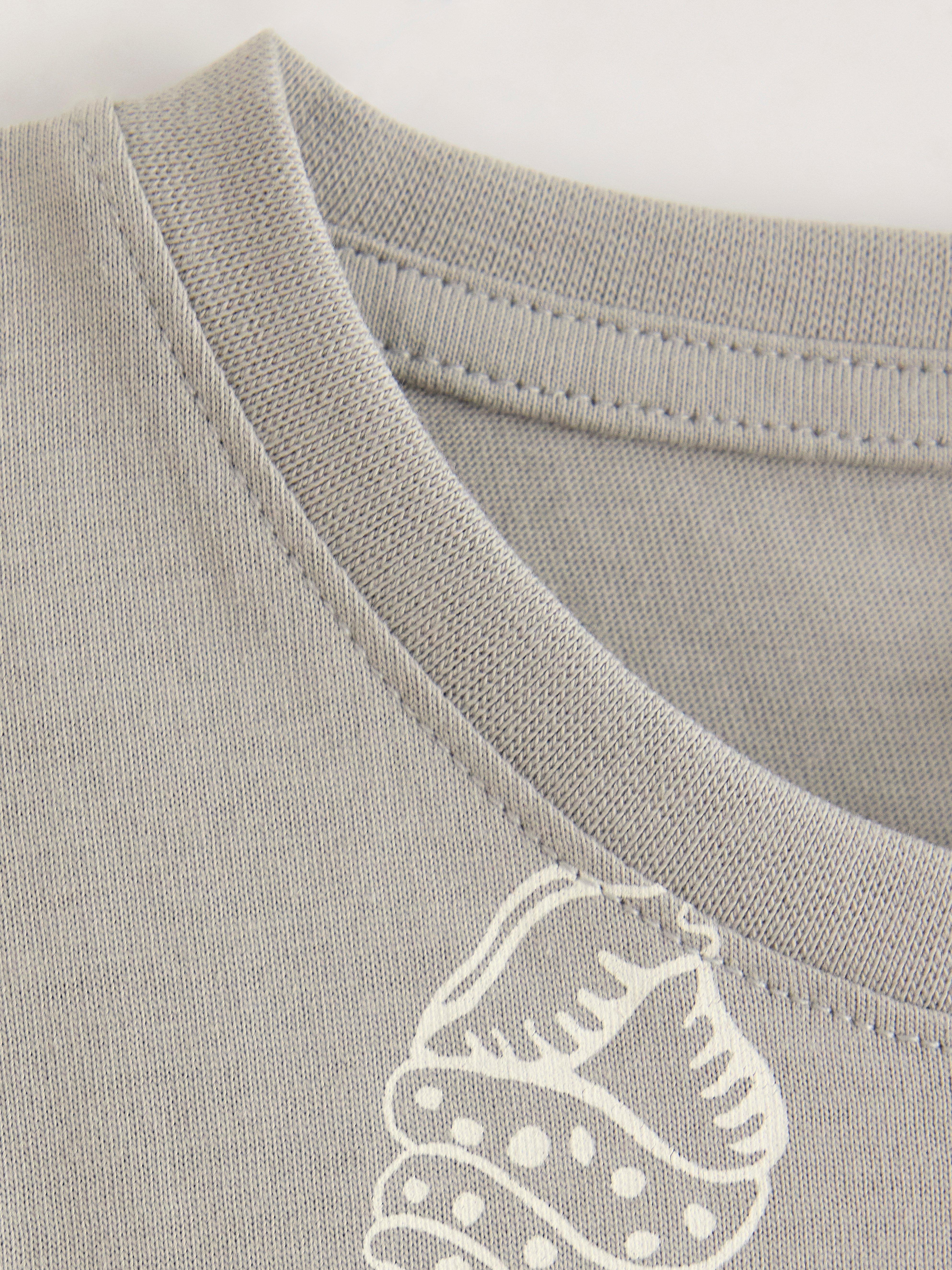 Camiseta gris claro empolvado