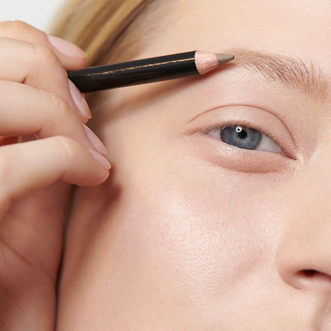 Dr. Hauschka uzacu zīmulis - 1,05 g