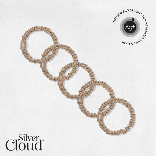Silver Cloud 5 Karamellfarbene, schmale Satin-Haargummis
