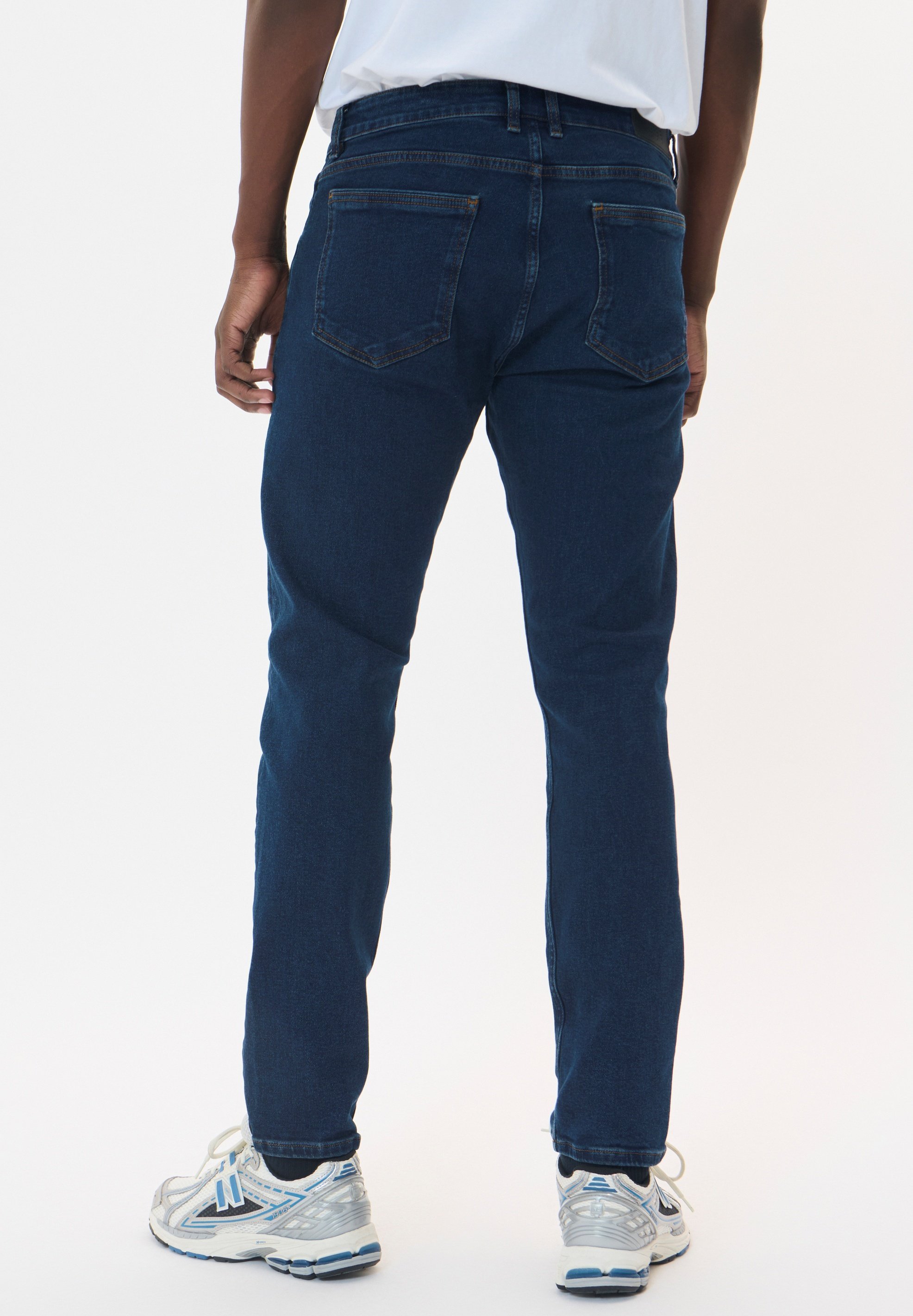Matinique MAPETE - Jeans a gamba dritta - denim slavato scuro