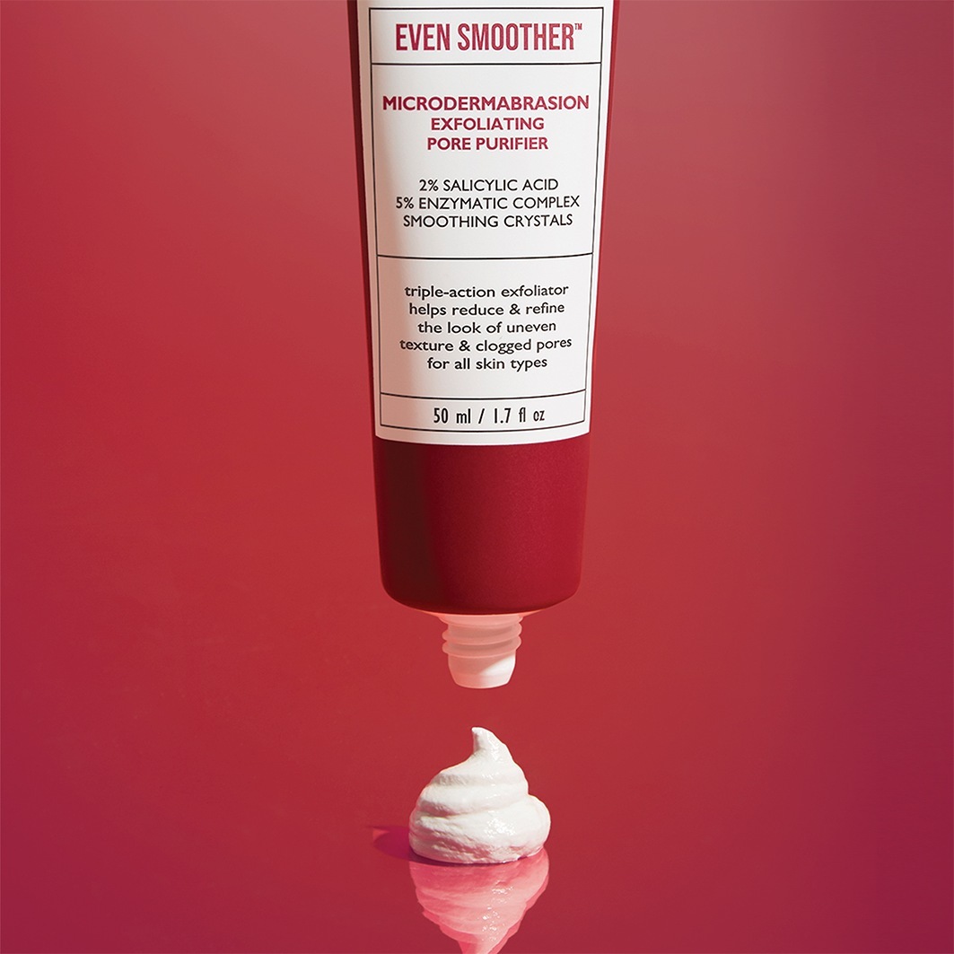 Peter Thomas Roth sejas skrubis Even Smoother™ mikrodermabrāzijas pīlinga poru attīrīšanai - 50 ml