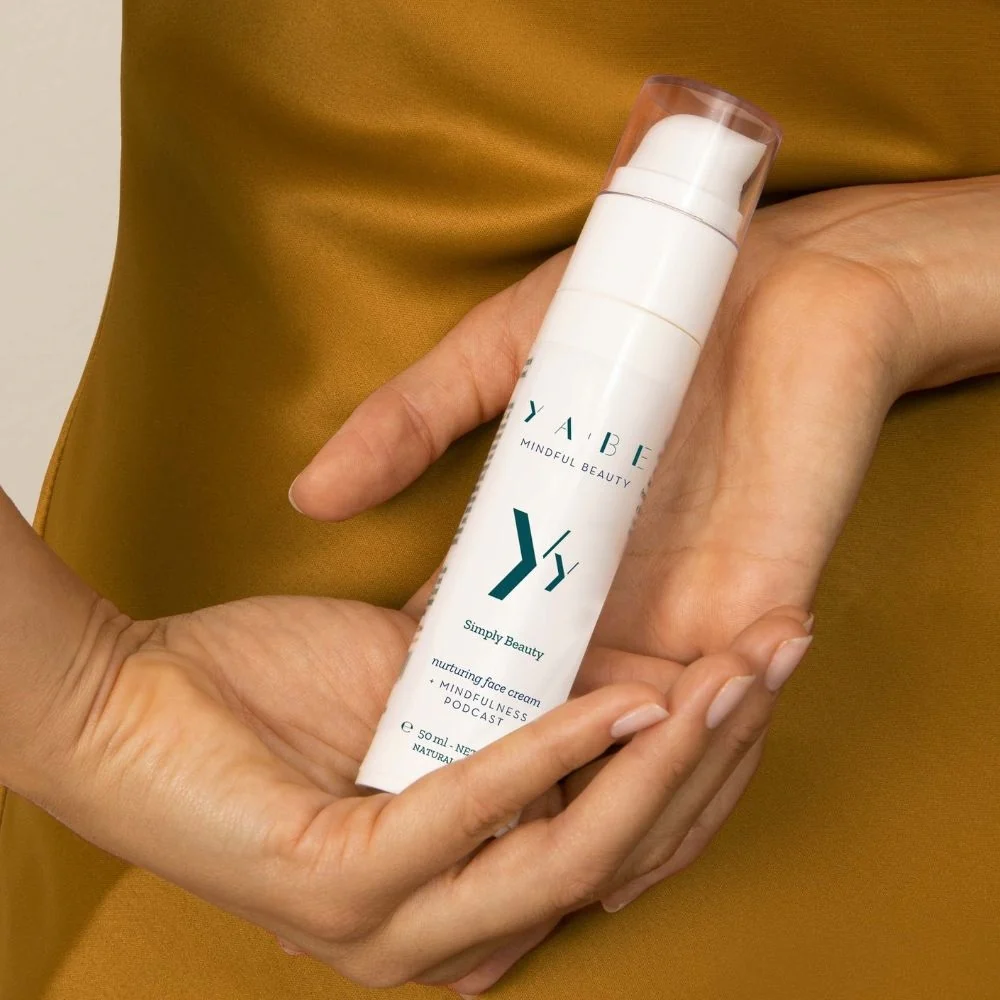 Viso YY- Simply Beauty Nurturing Face Cream - Tratt.viso 24 ore nutriente