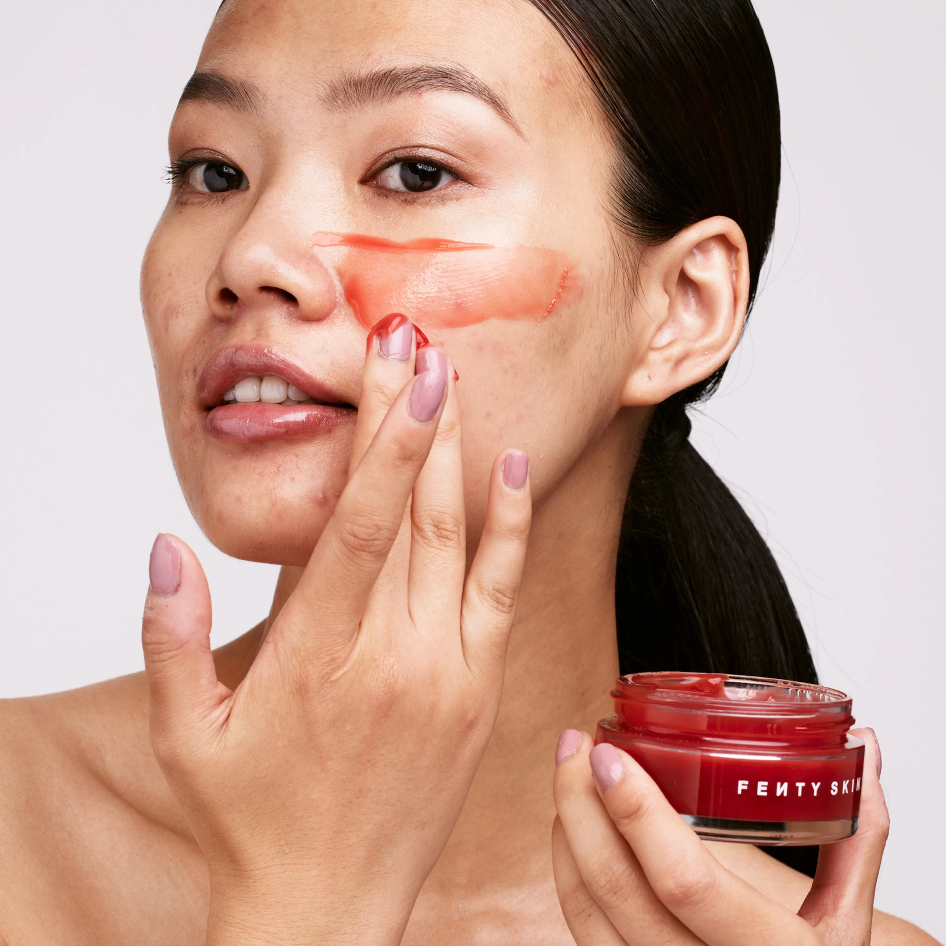 Cherry Dub Blah 2 Bright maska za lice s 5% AHA kiselinama 75 ml - Fenty Skin